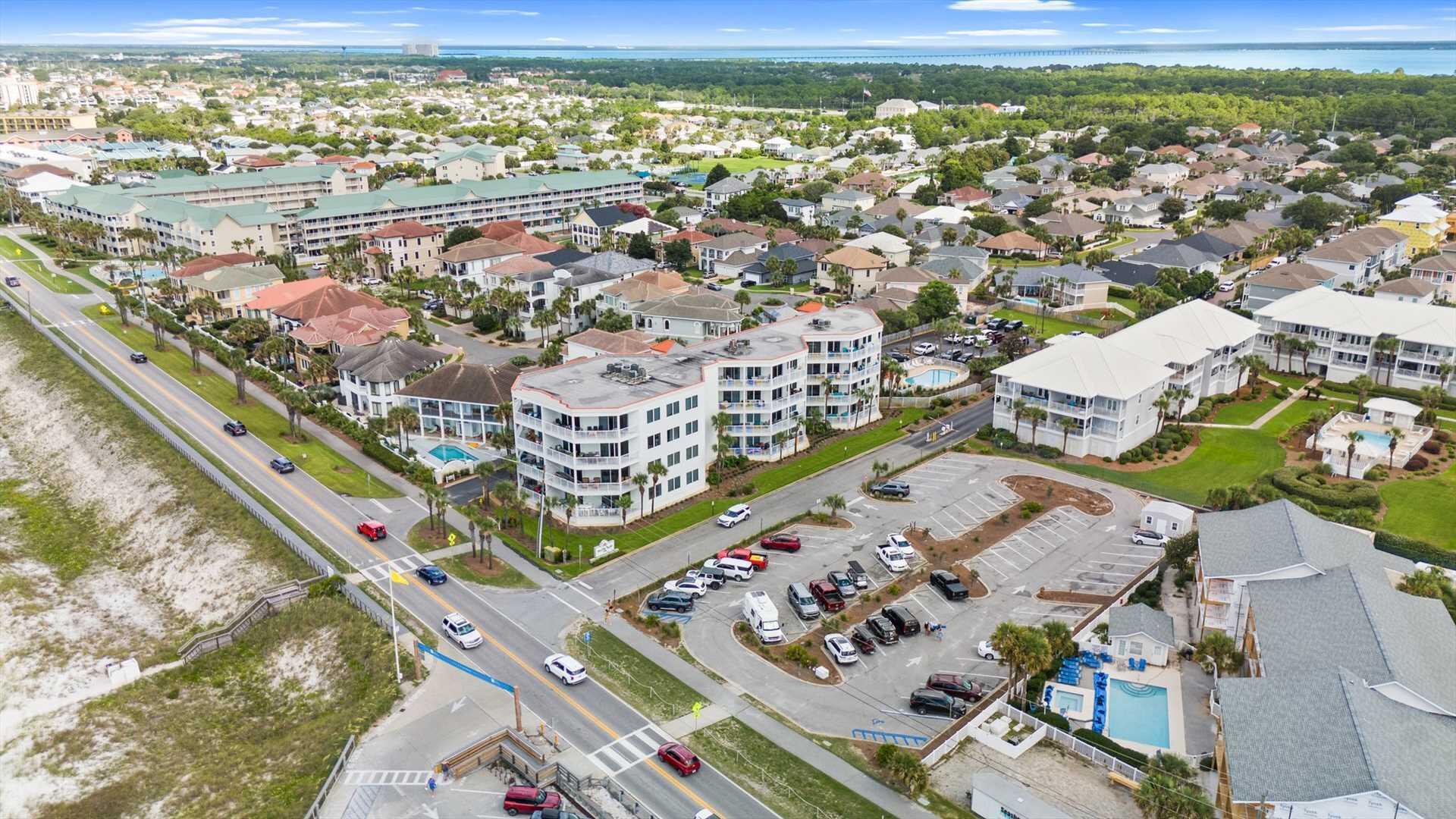 CRYSTAL VIEW CONDO - Residential