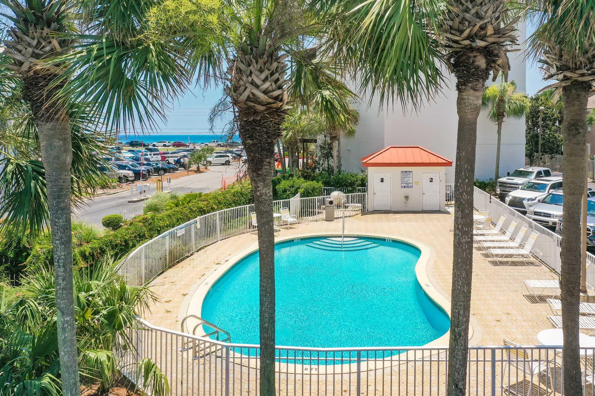 CRYSTAL VIEW CONDO - Residential