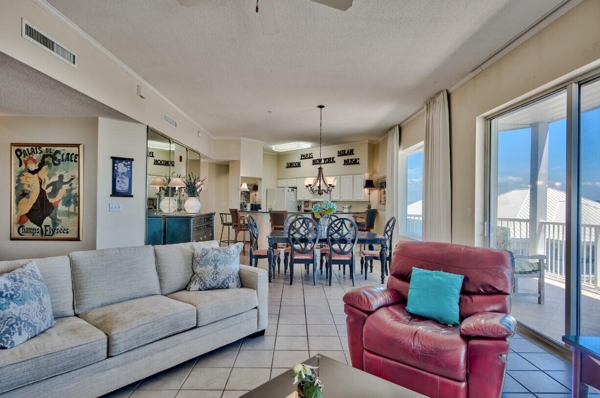 CRYSTAL VIEW CONDO - Residential
