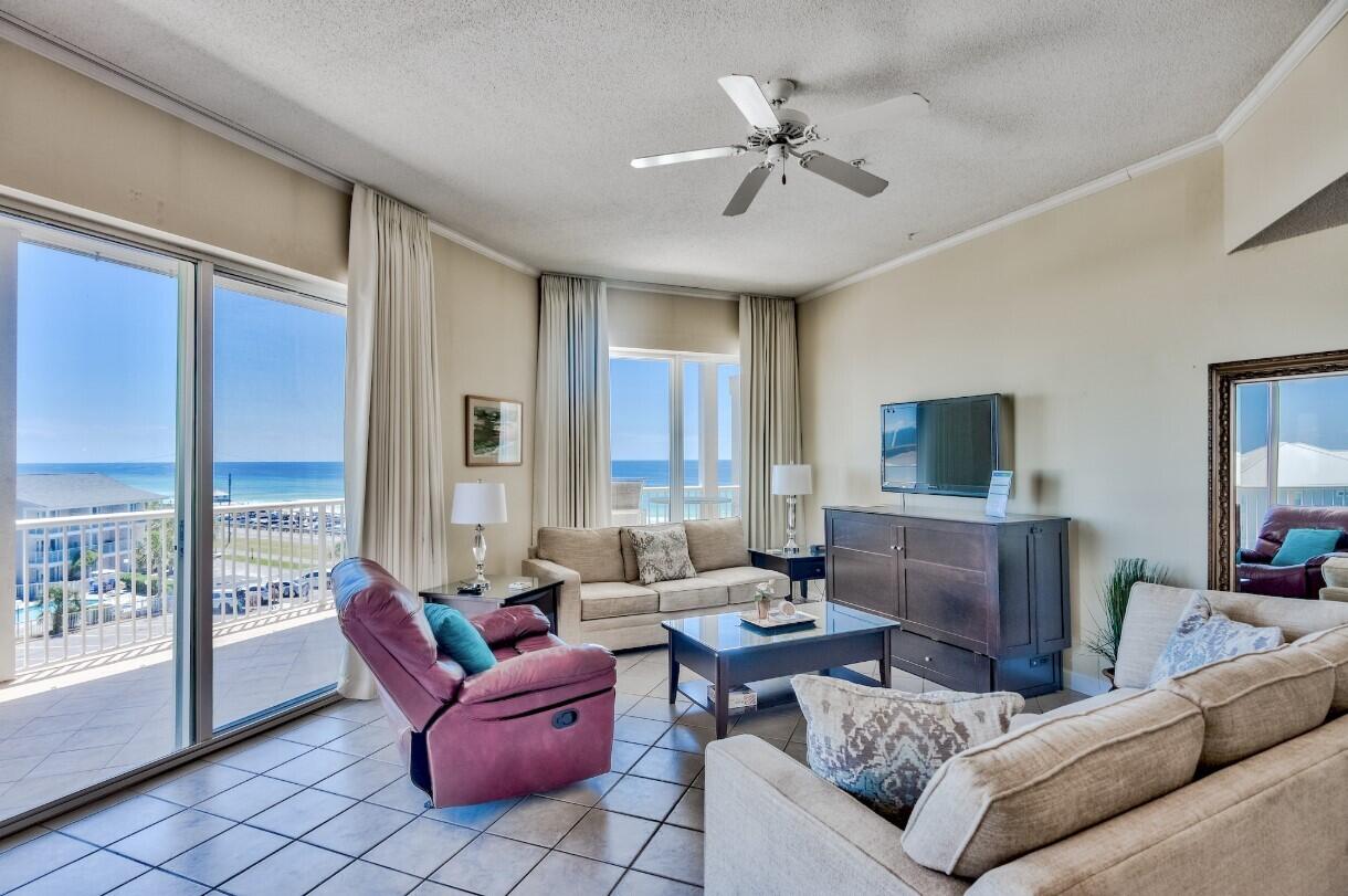 CRYSTAL VIEW CONDO - Residential