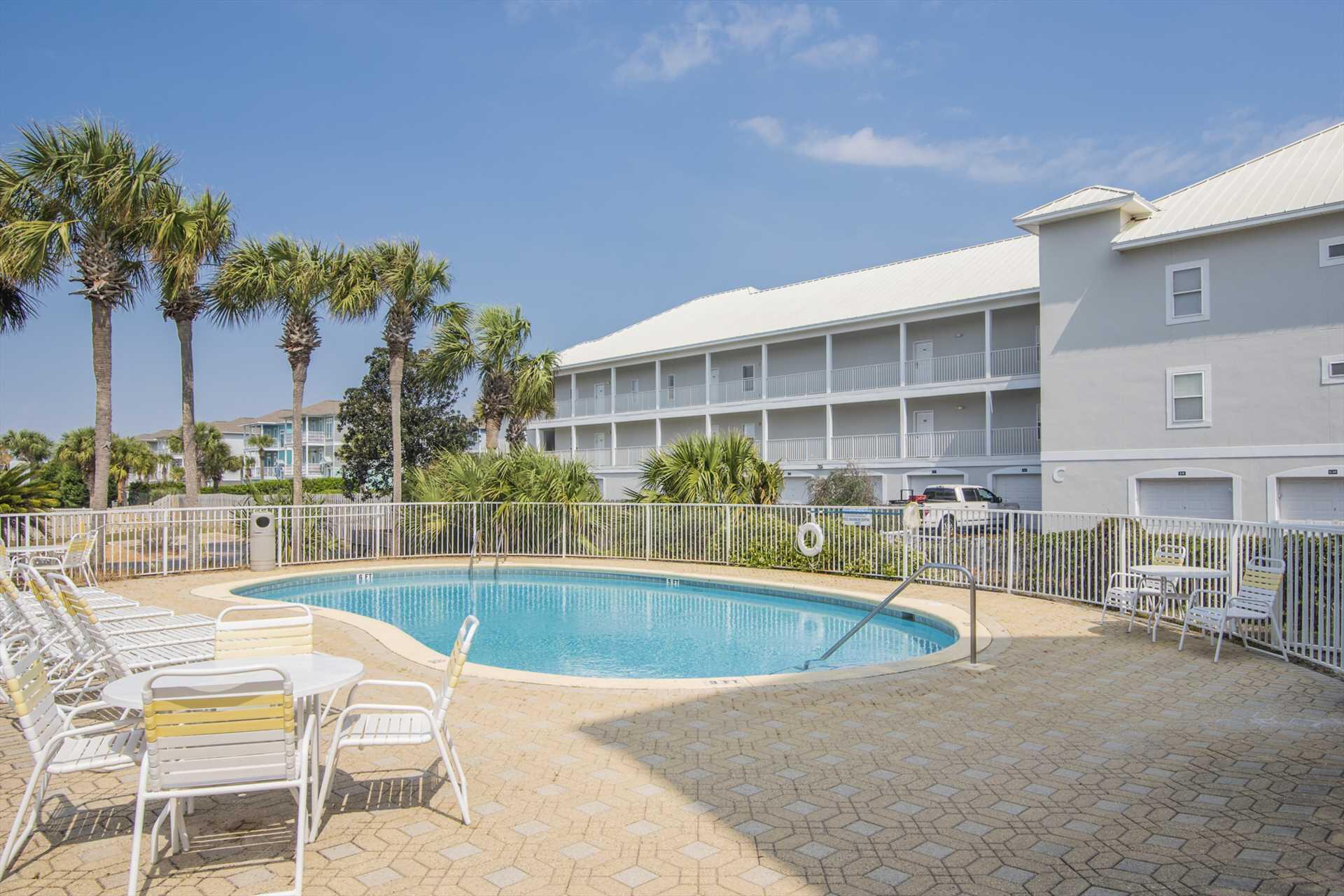 CRYSTAL VIEW CONDO - Residential