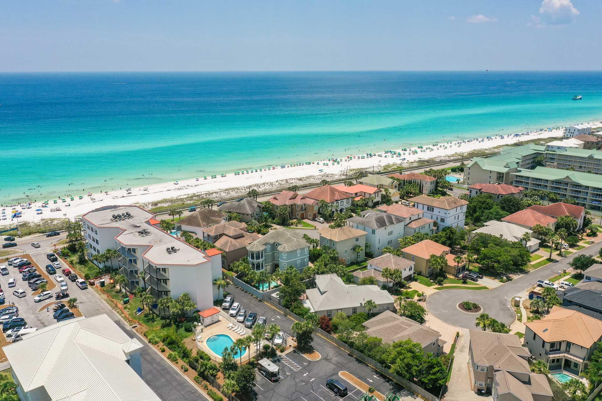 CRYSTAL VIEW CONDO - Residential