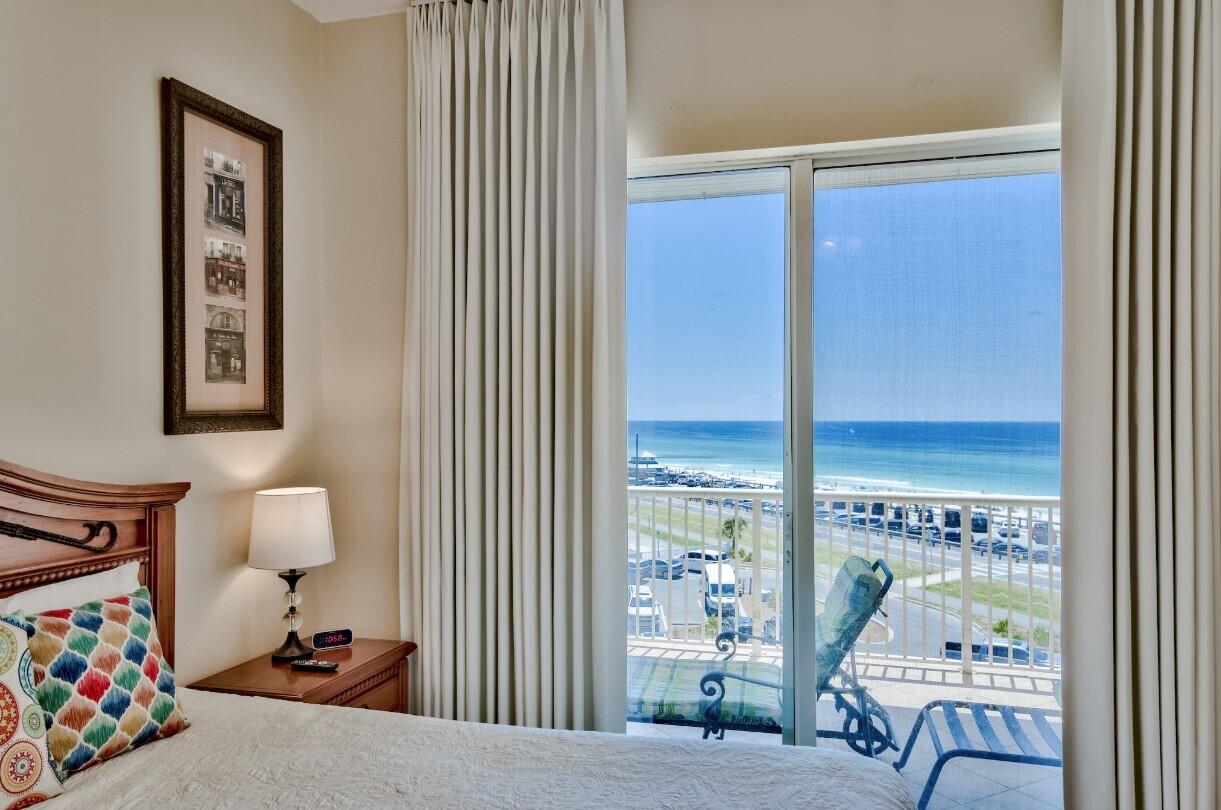 CRYSTAL VIEW CONDO - Residential
