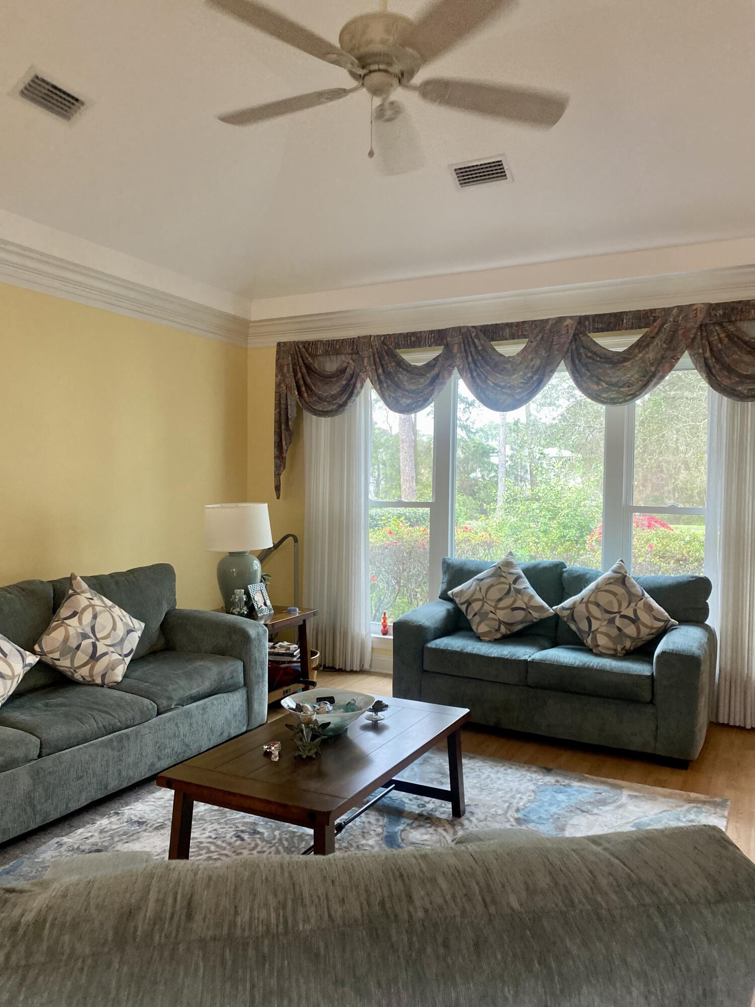 OAKMONT PLACE - Residential