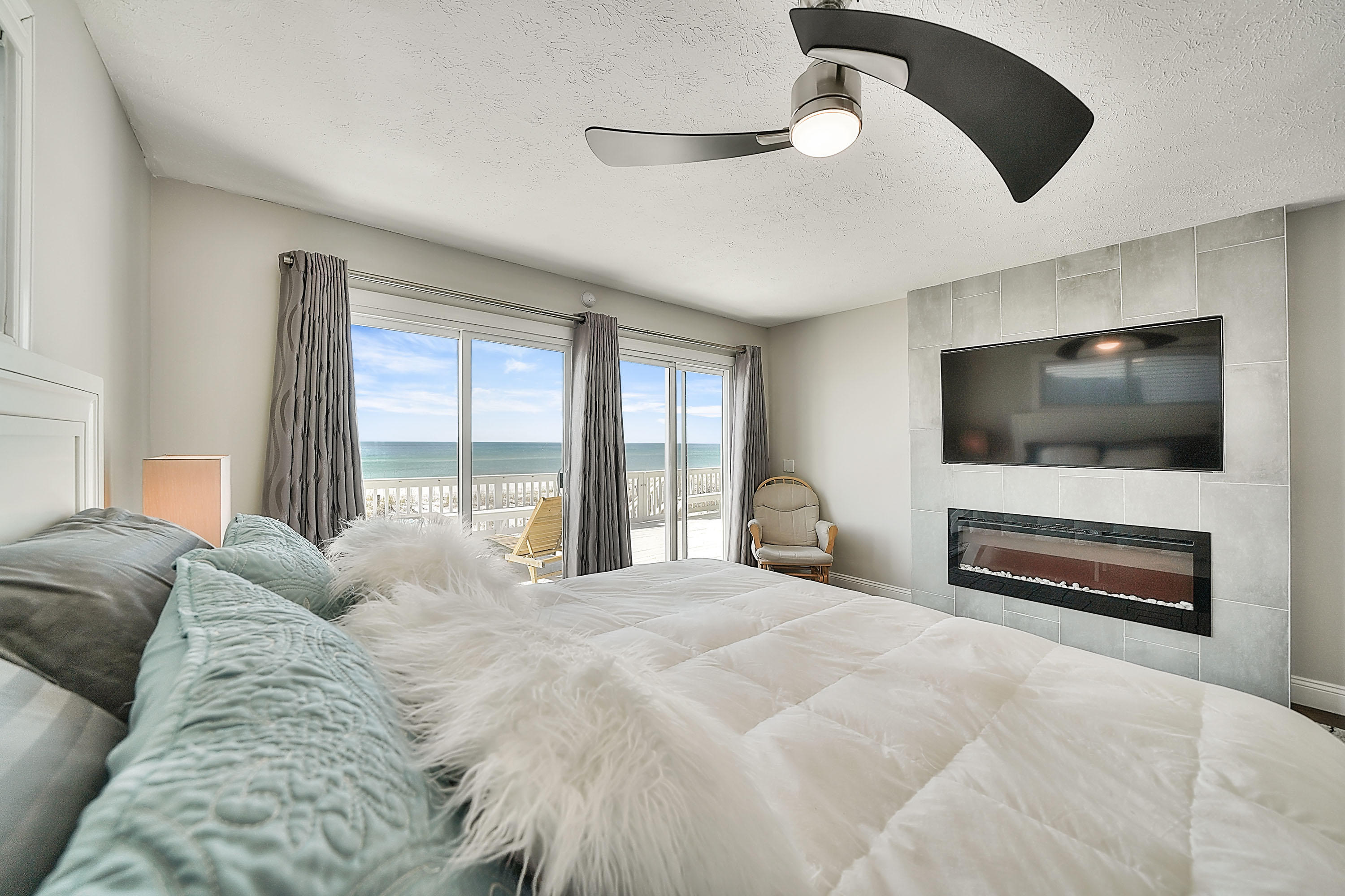 Cresent Bch Unit 1 - Residential