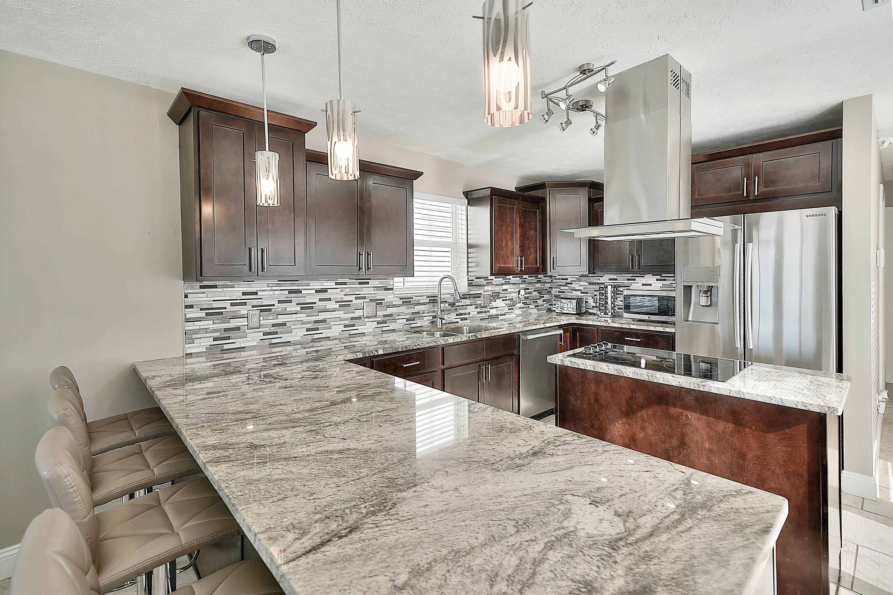 Cresent Bch Unit 1 - Residential