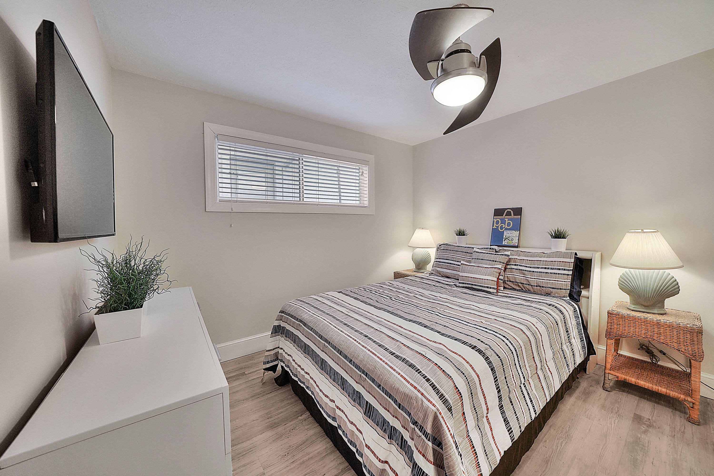 Cresent Bch Unit 1 - Residential