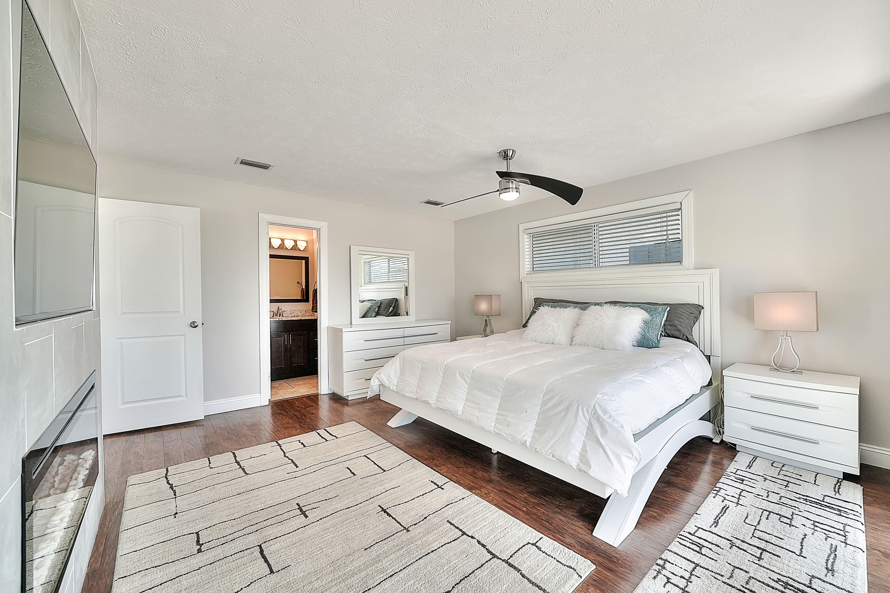 Cresent Bch Unit 1 - Residential