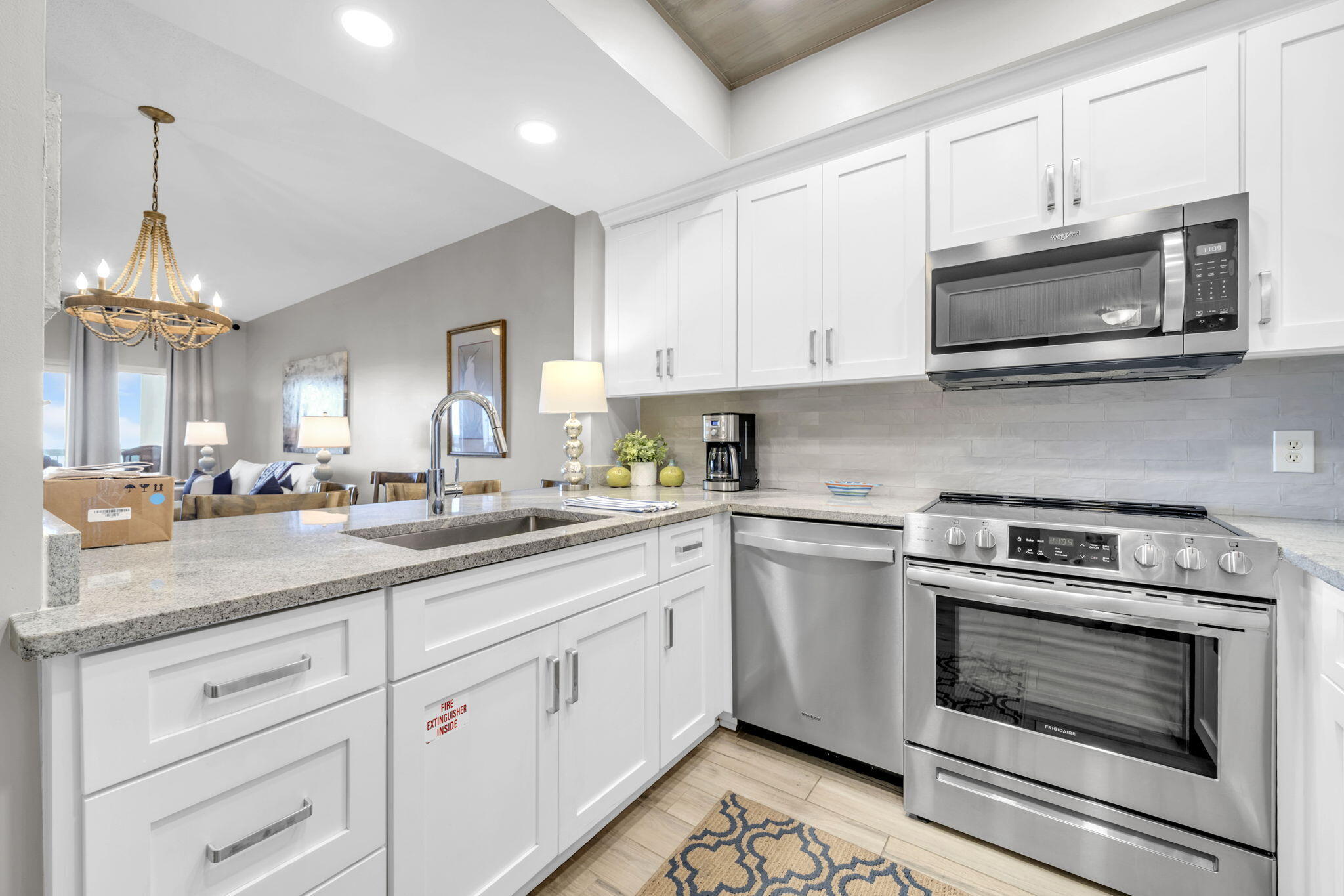 SUMMIT AT TOPS'L (THE) - Residential