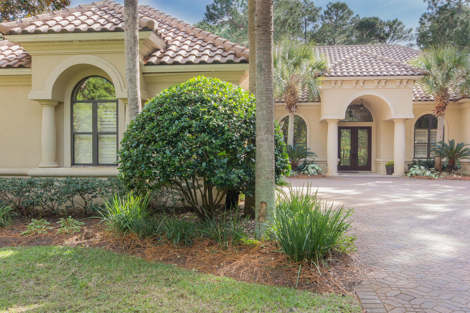 BURNT PINE - Residential