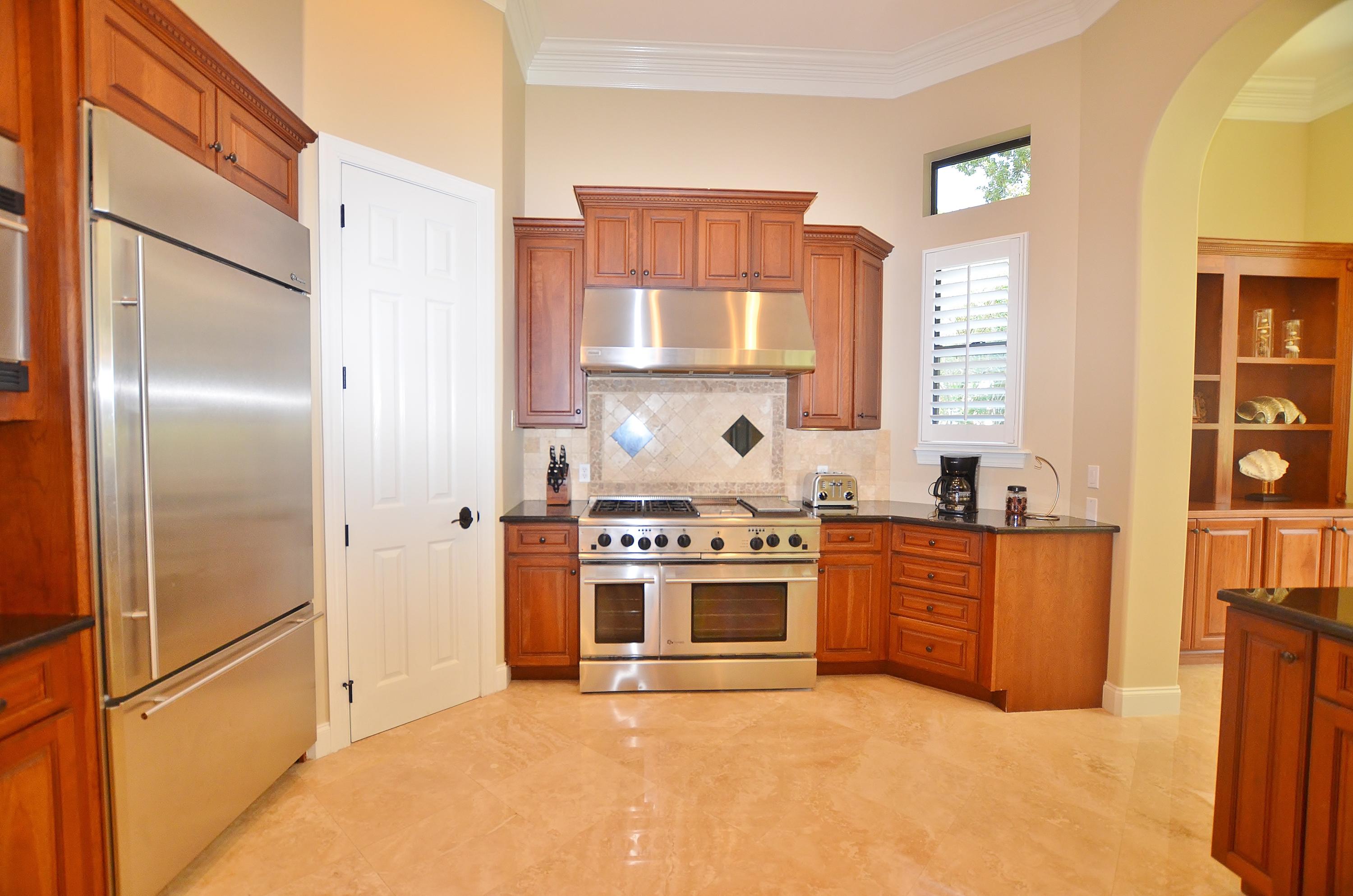 BURNT PINE - Residential