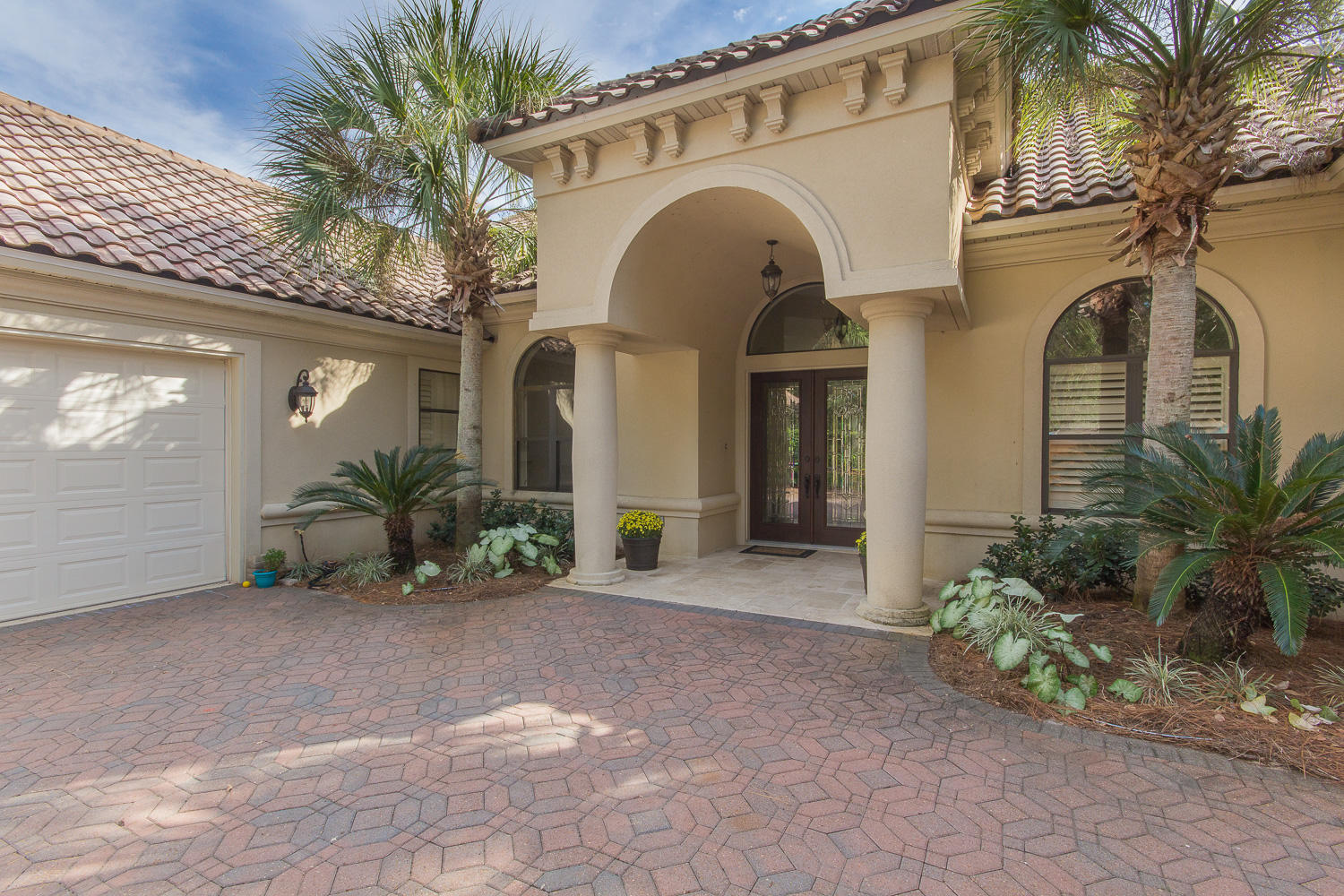 BURNT PINE - Residential