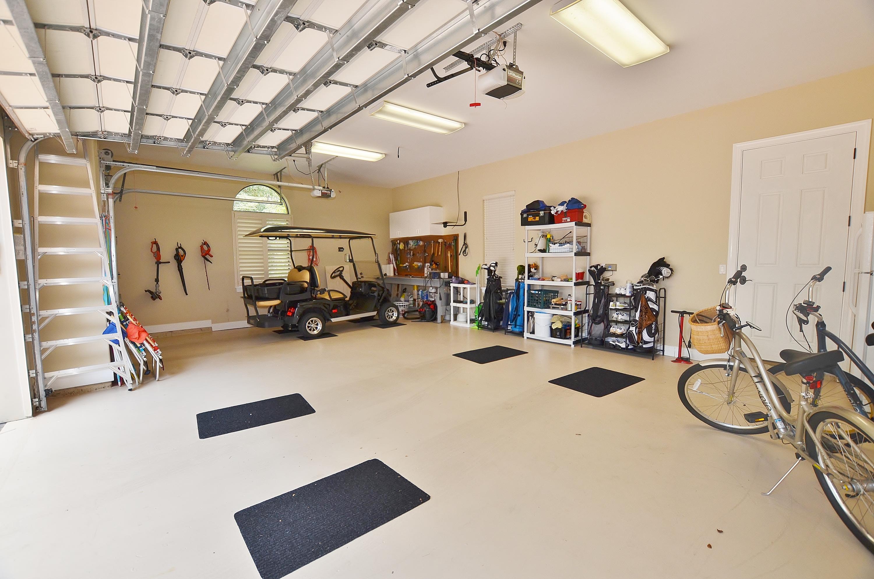 BURNT PINE - Residential