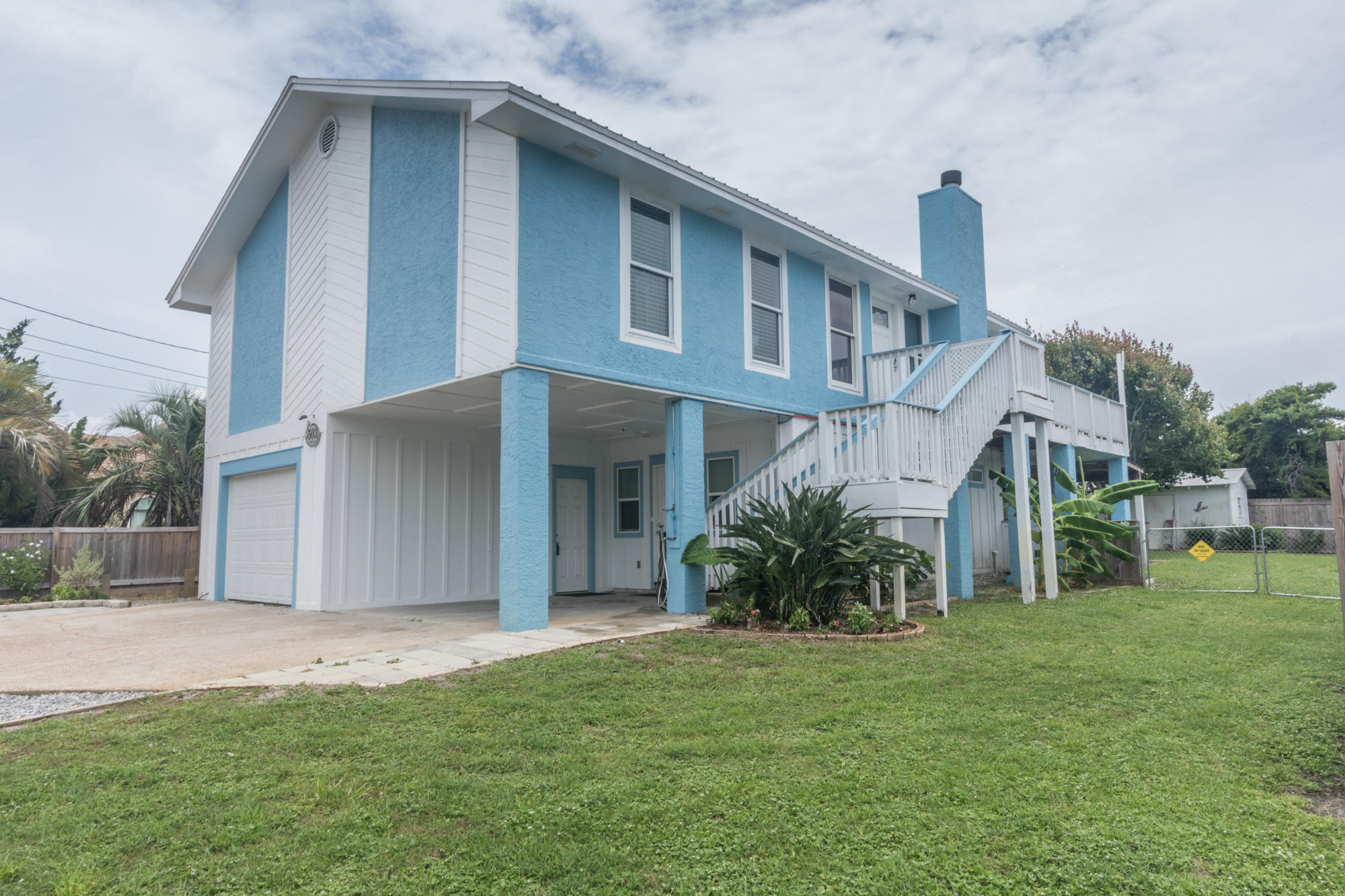 UNDER CONTRACT .SELLER TAKING BACK UP OFFERS .Must see Beach House that is R2 Zoning Rental Ready .This Home can be Rented Upstairs Or Downstairs or Together .Downstairs was Enclosed to Make it an Extra 2 Bedrooms 2 Full Baths .Kitchenette and Living Area .Patio off the Downstairs Unit.Upstairs 2 Bedrooms 2 and a Half Baths .Deck with Gulf Views . In the Second Block Of Bid a Wee Private Beach with the Gates and walkways