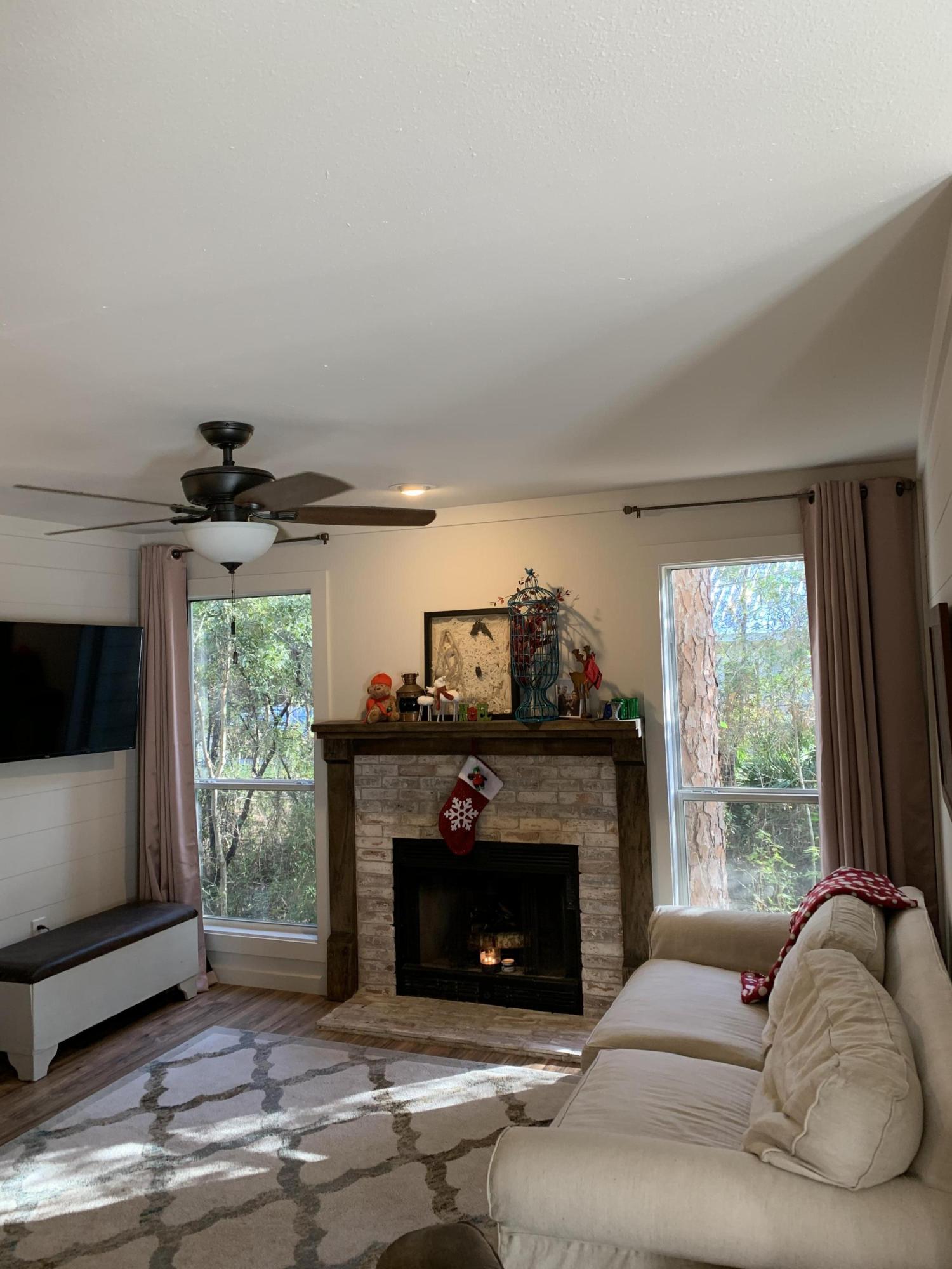 MAGNOLIA BEACH - Residential