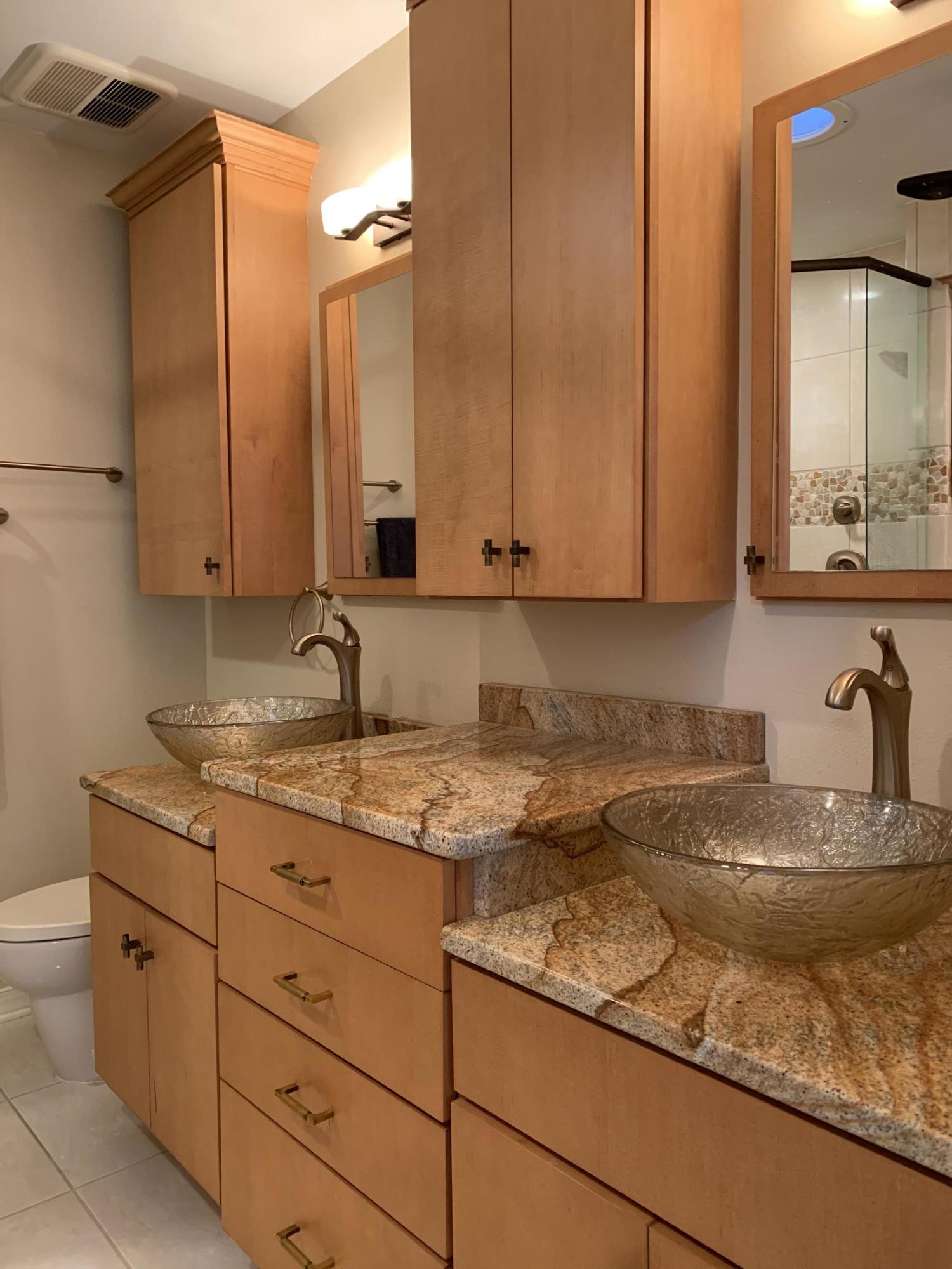 MAGNOLIA BEACH - Residential