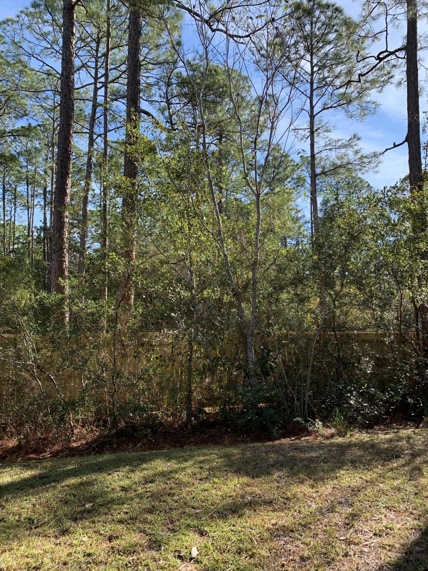 MAGNOLIA BEACH - Residential