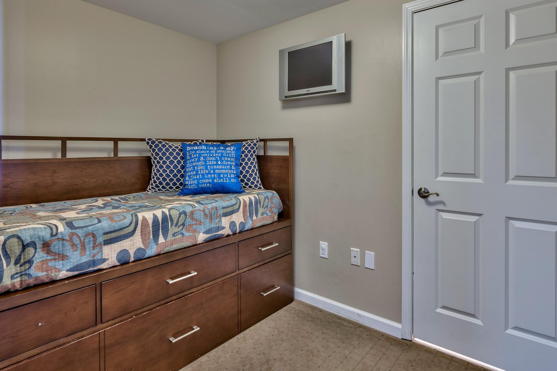 THE PALMS OF DESTIN - Residential
