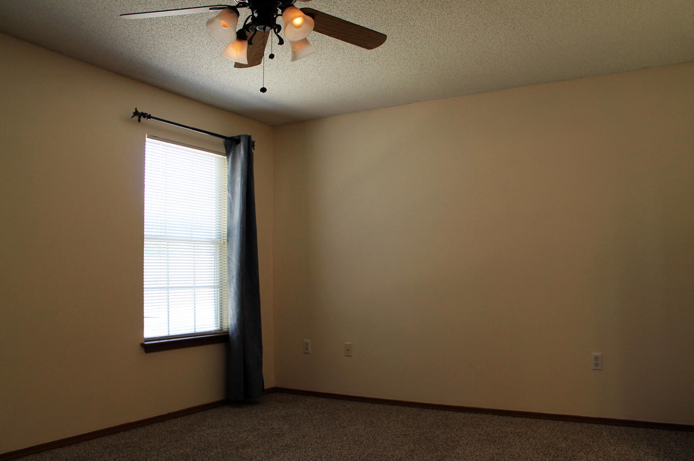 CORONADO VILLAGE PH 2 - Residential