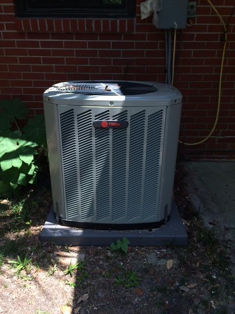 1ST ADD VESTA HTS LOT 11 BLK 9 - Residential