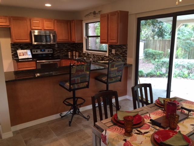 1ST ADD VESTA HTS LOT 11 BLK 9 - Residential