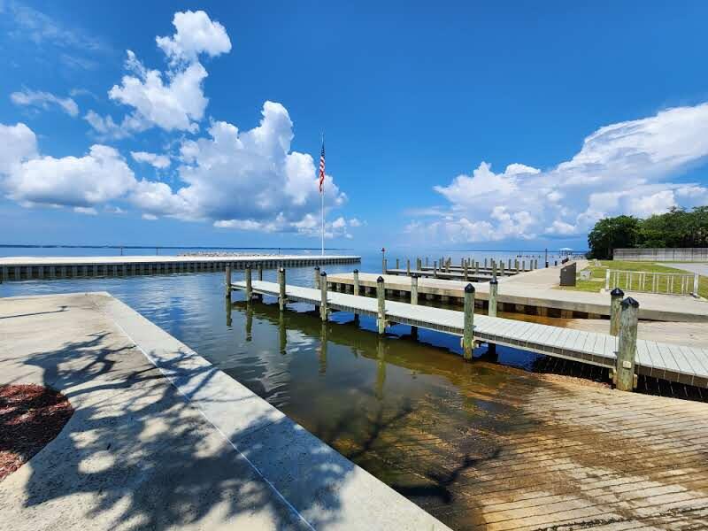 Old Jolly Bay - Land