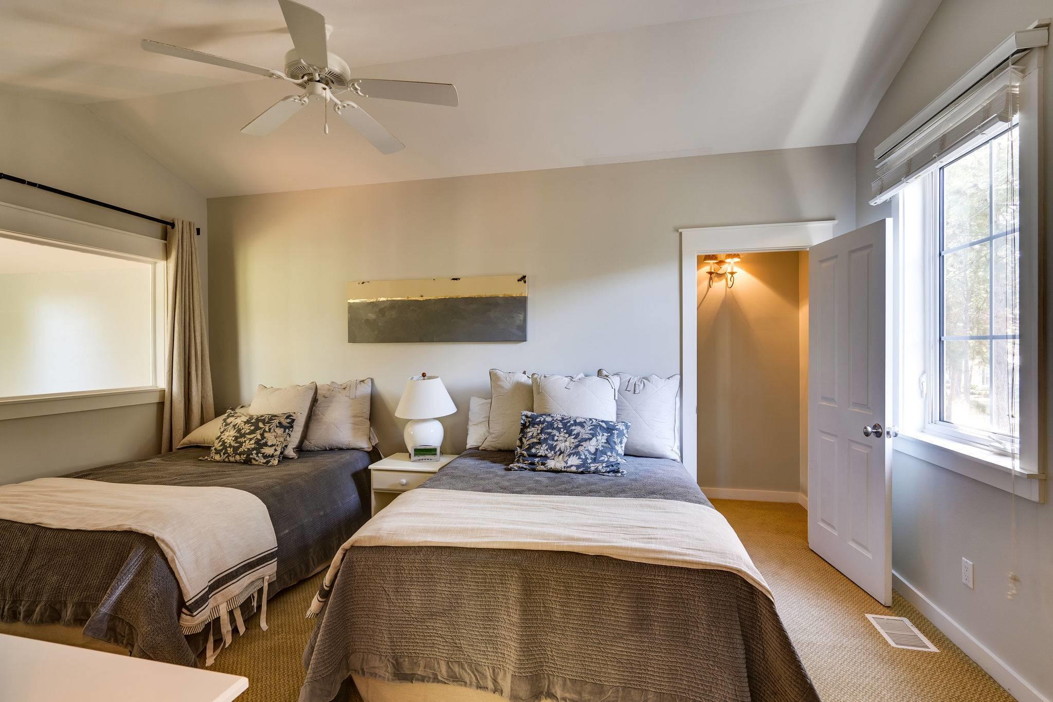 LAUREL GROVE - Residential