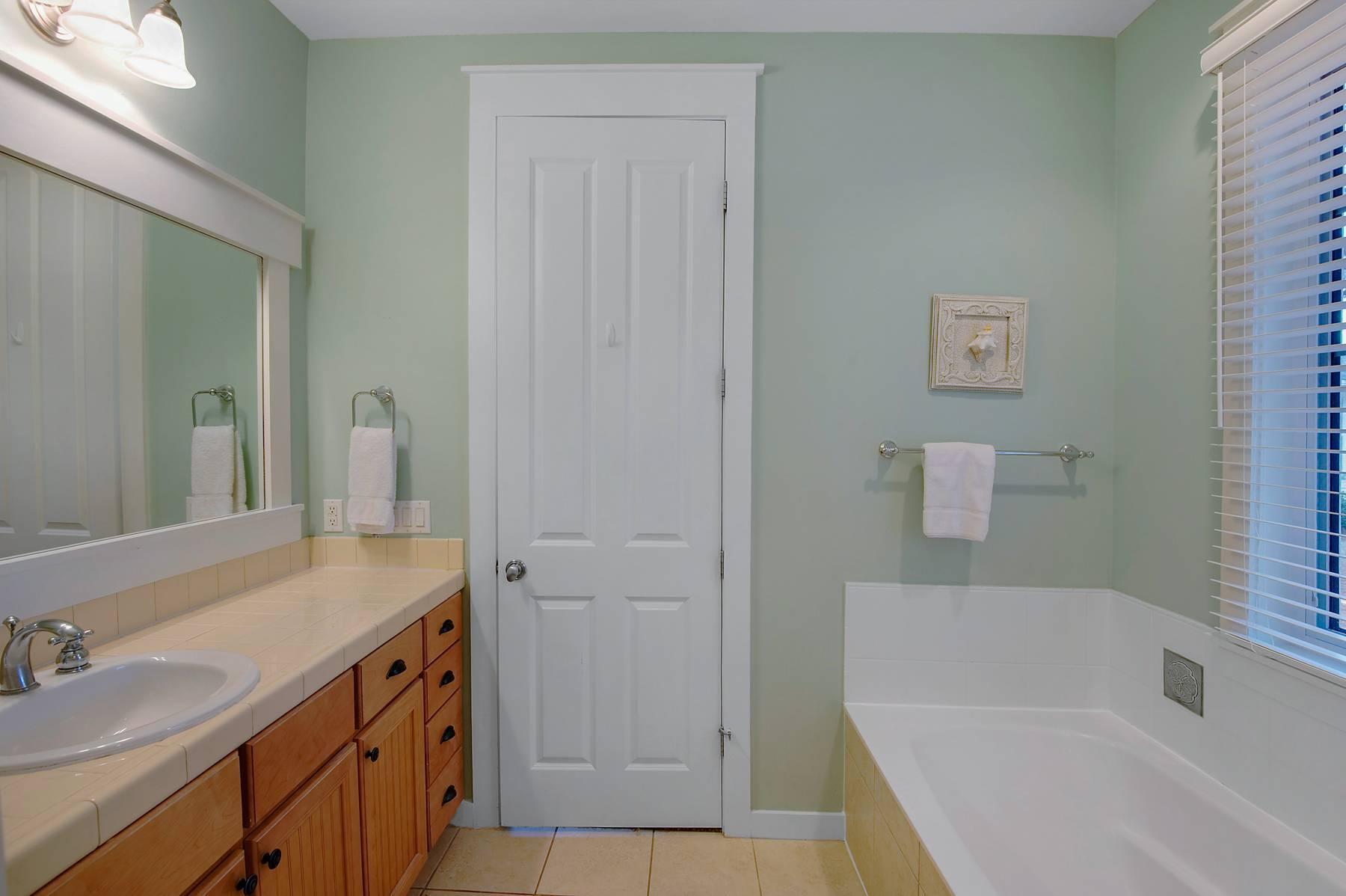 LAUREL GROVE - Residential