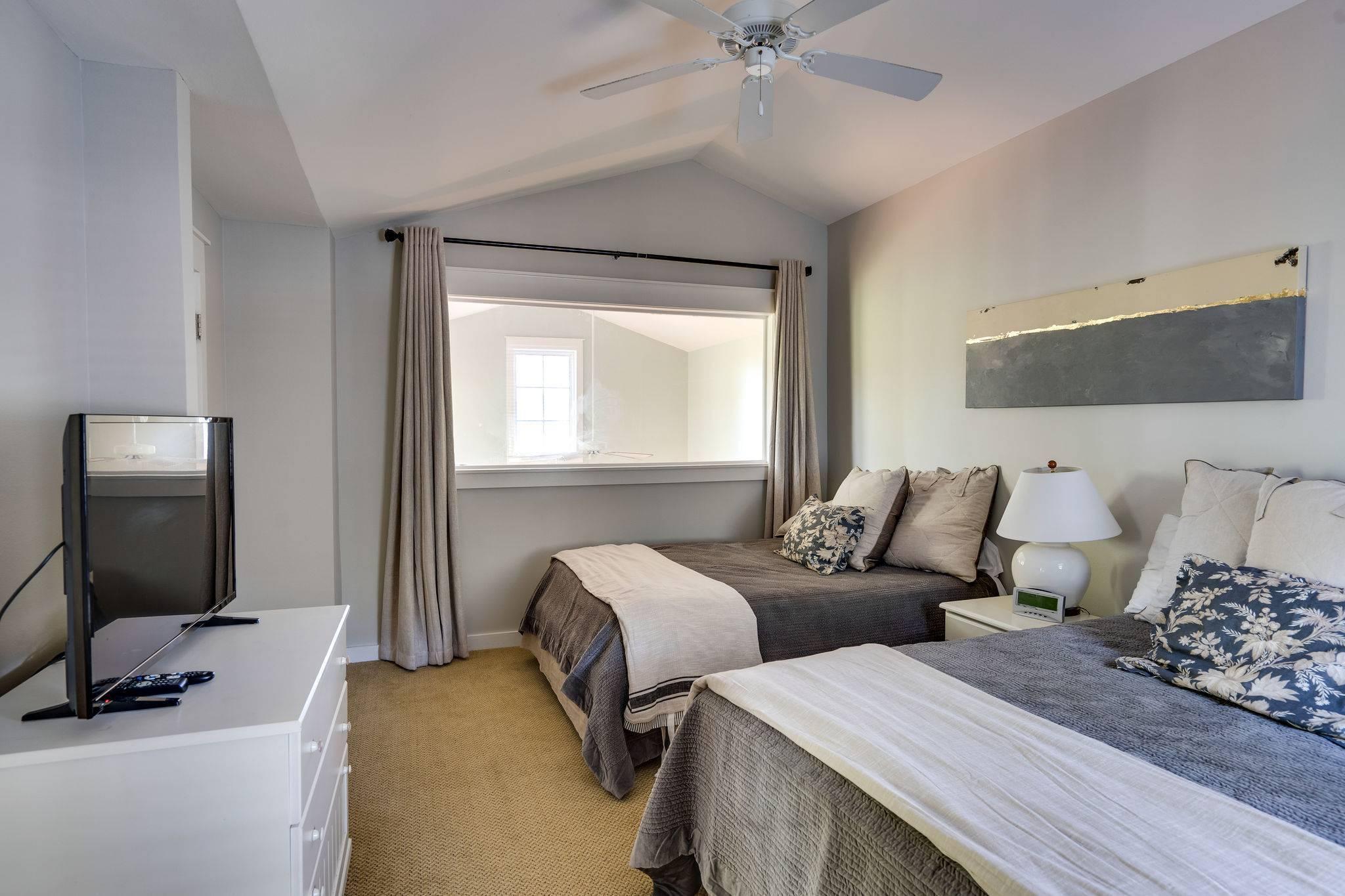 LAUREL GROVE - Residential