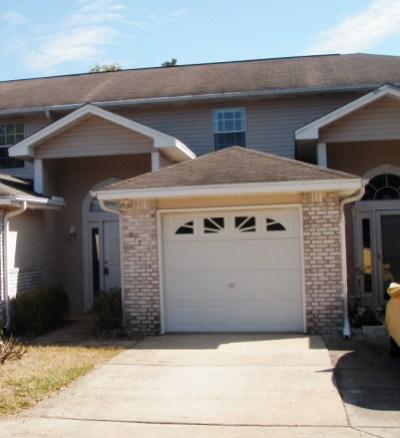 ADASHAN GARDYNS - Residential Lease