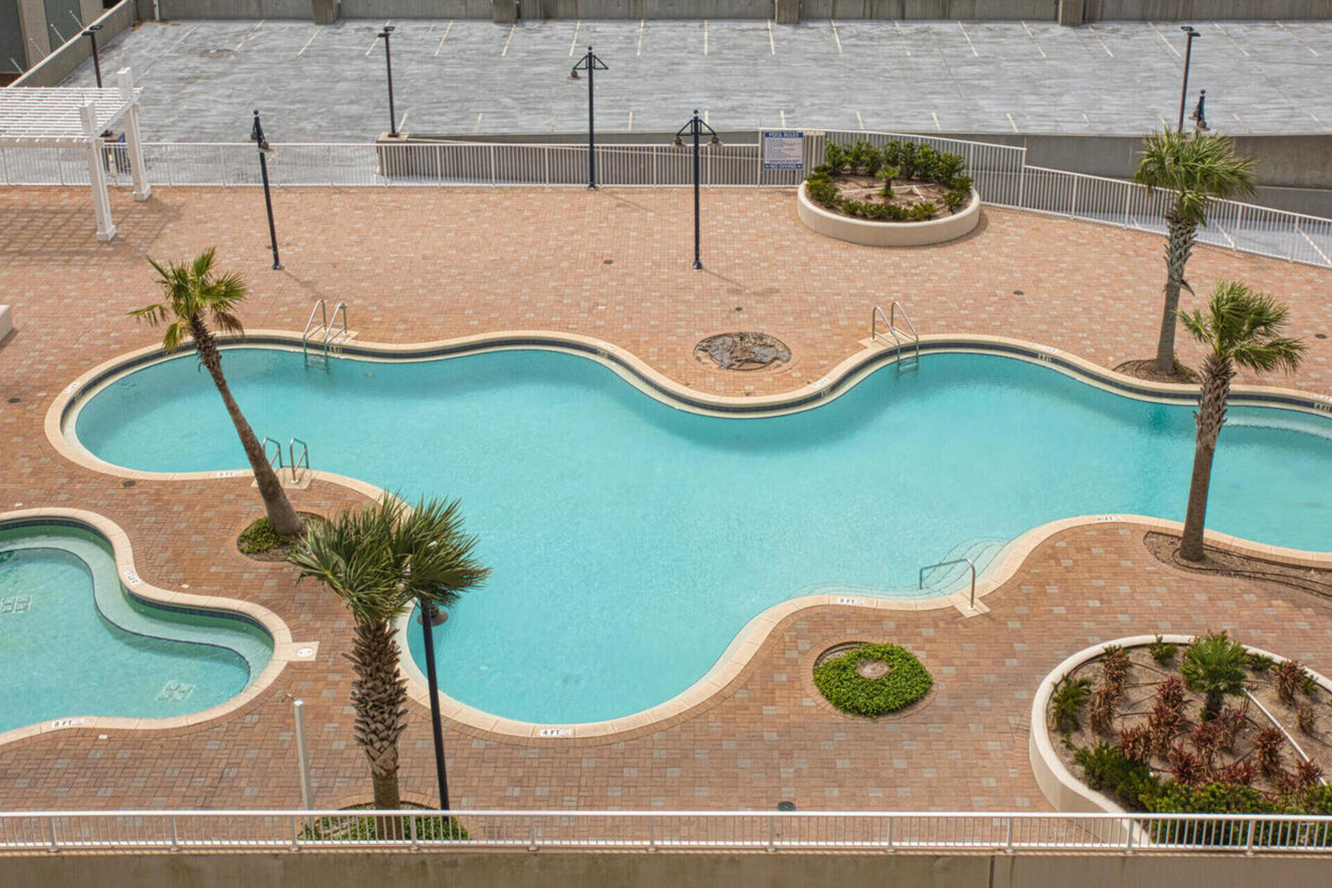 Laketown Wharf - Residential