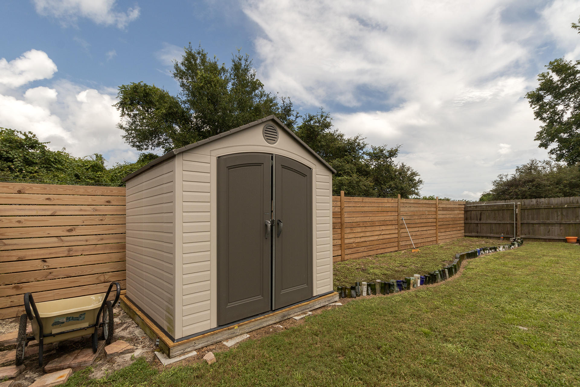 PINE RIDGE TRACE RE/SUB - Residential