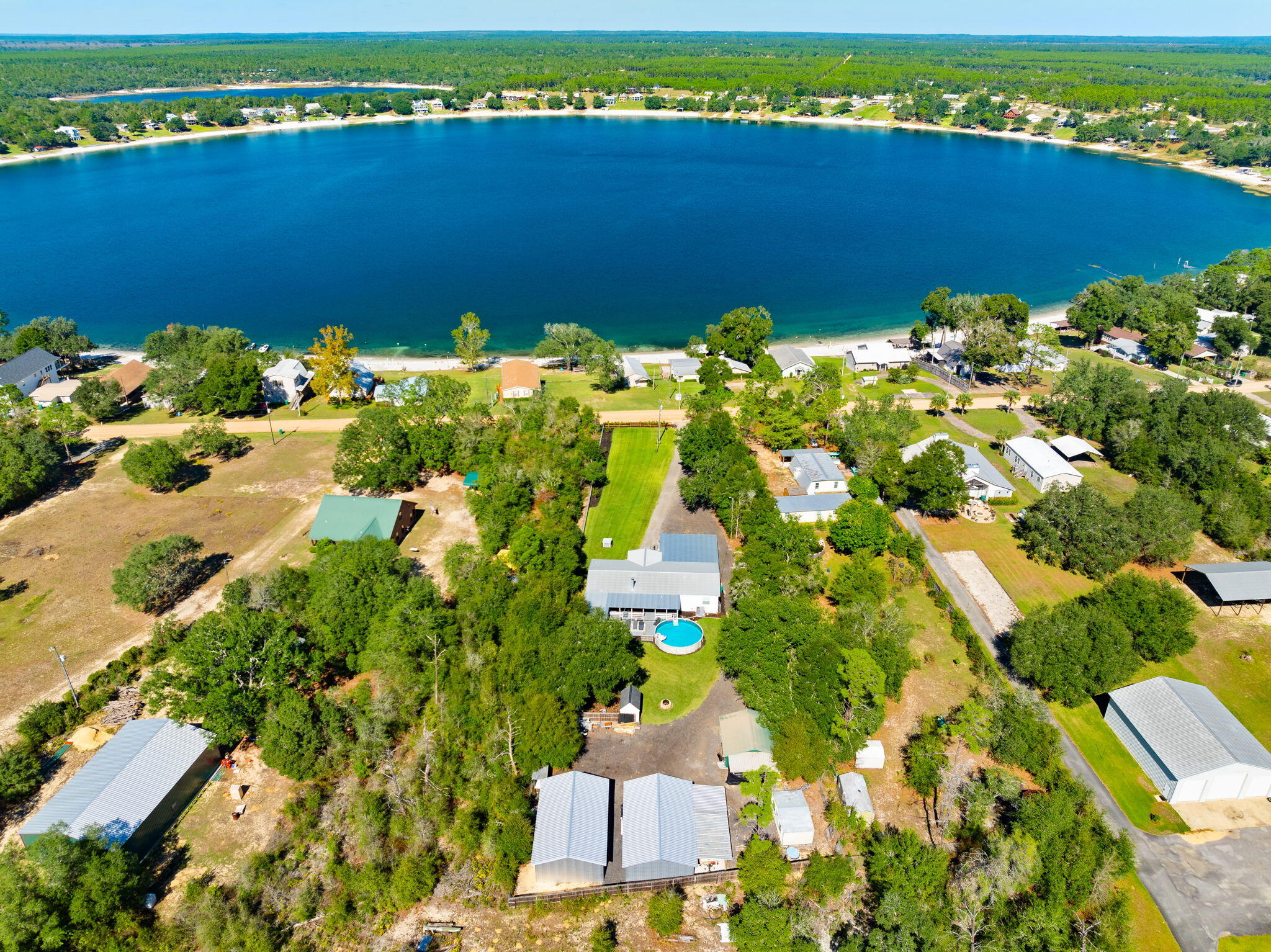 CRYSTAL LAKE - Residential