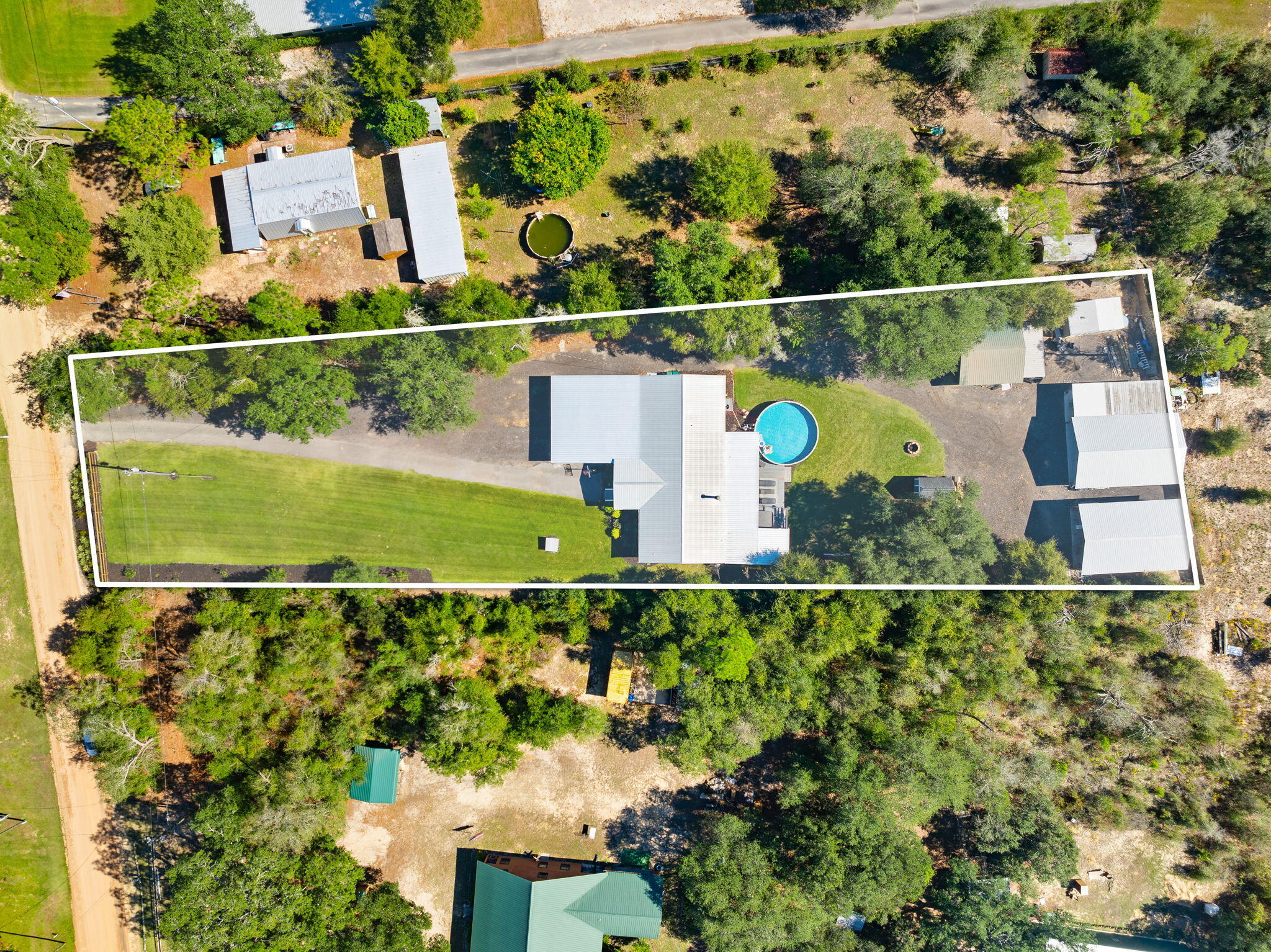 CRYSTAL LAKE - Residential