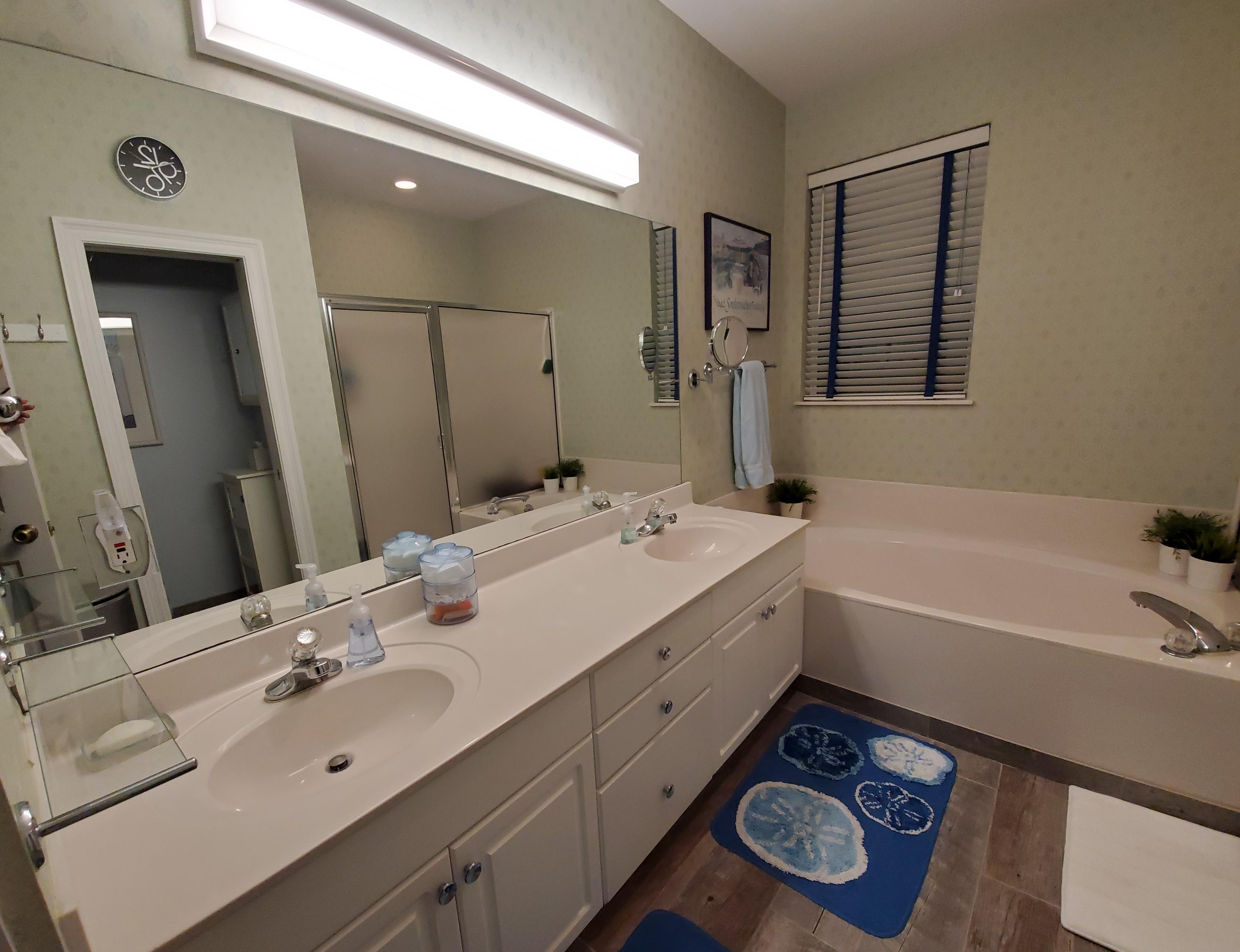 TURNBERRY VILLAS CONDO - Residential