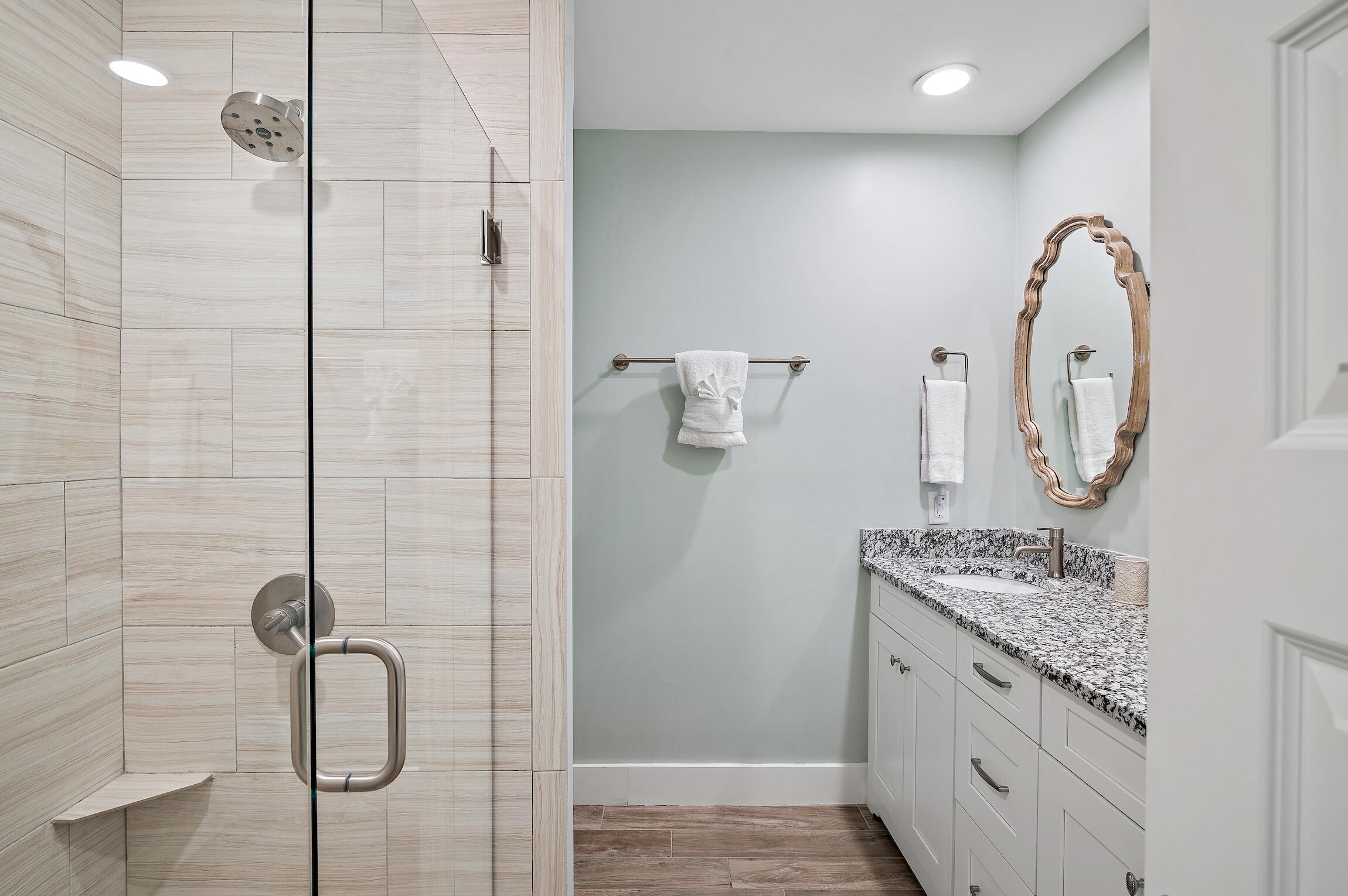 TOPS'L BEACH MANOR - Residential