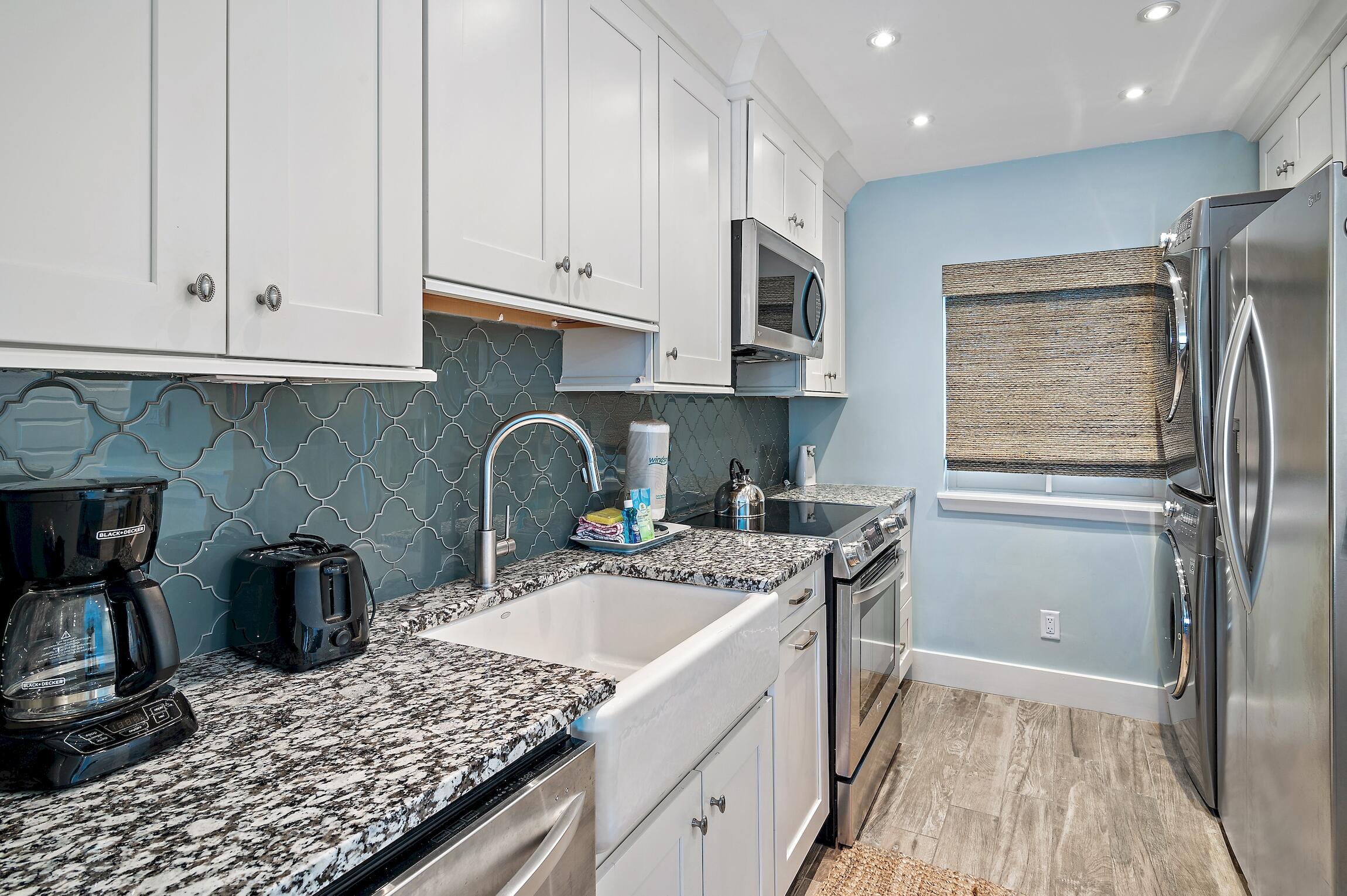 TOPS'L BEACH MANOR - Residential