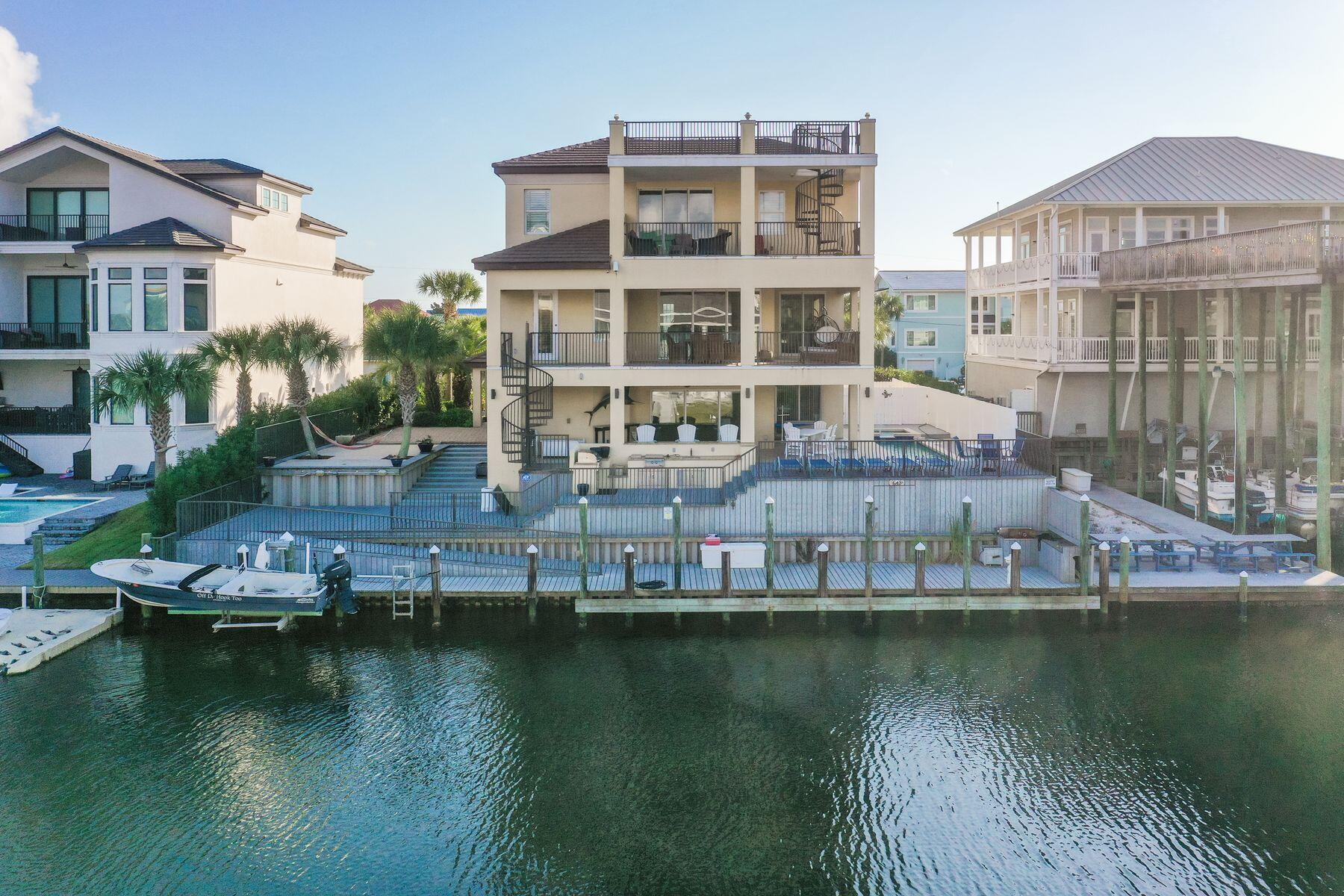 Holiday Isle - Residential