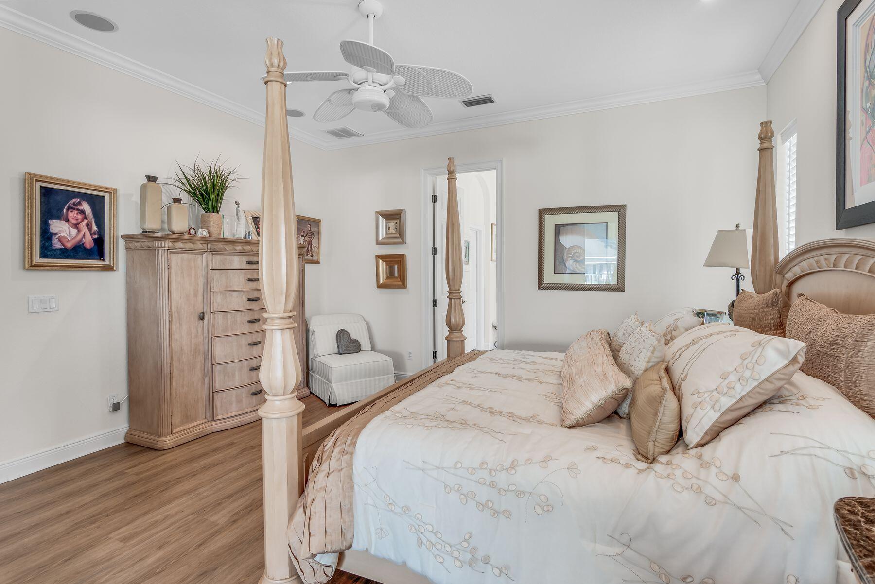 Holiday Isle - Residential