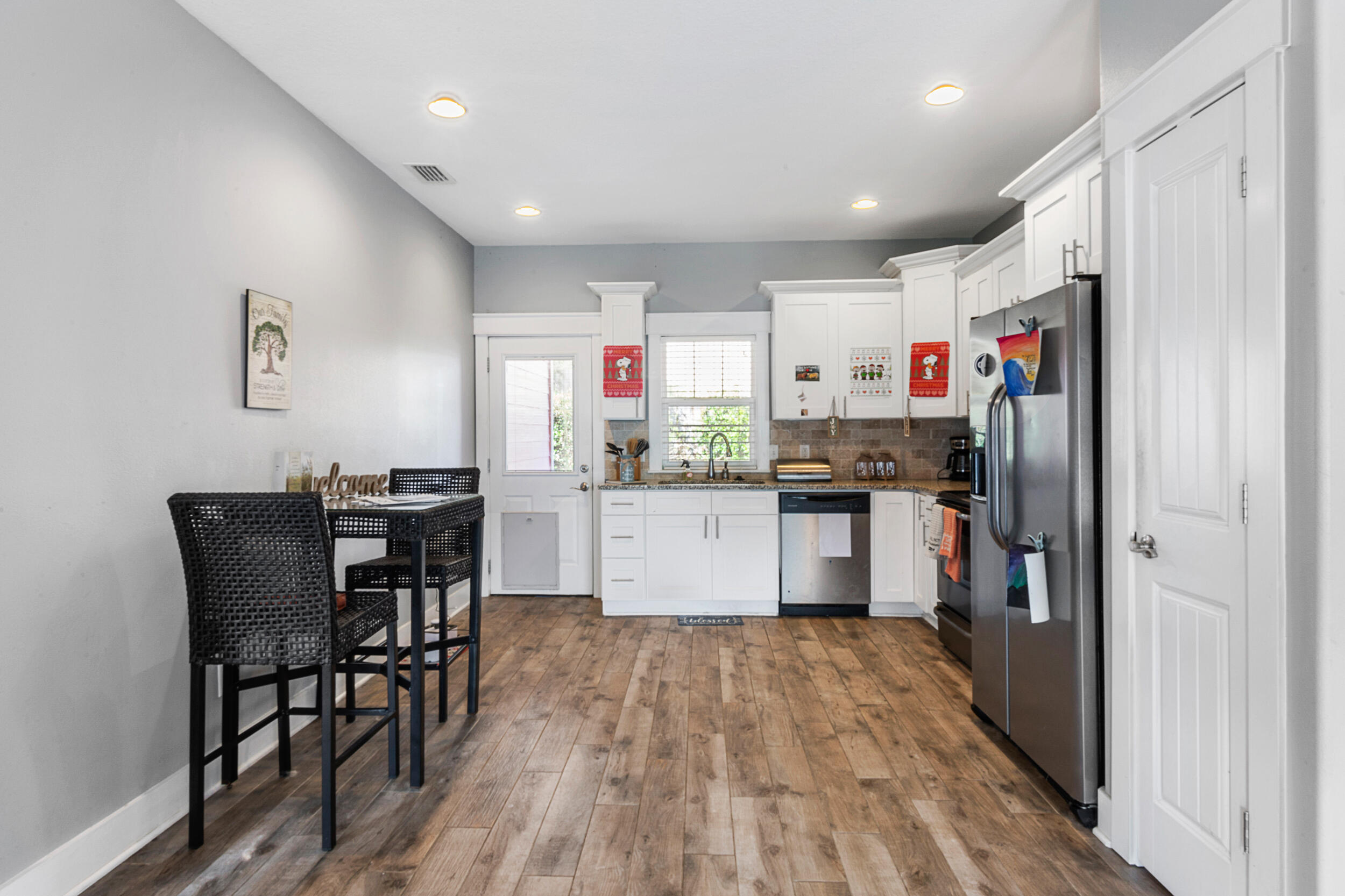 PARADISE GROVE - Residential