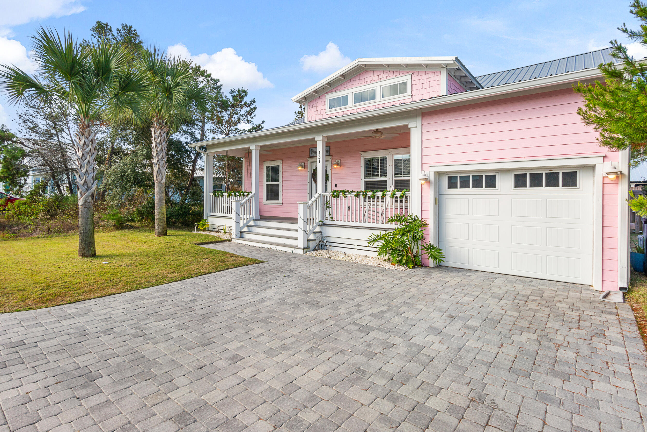 PARADISE GROVE - Residential
