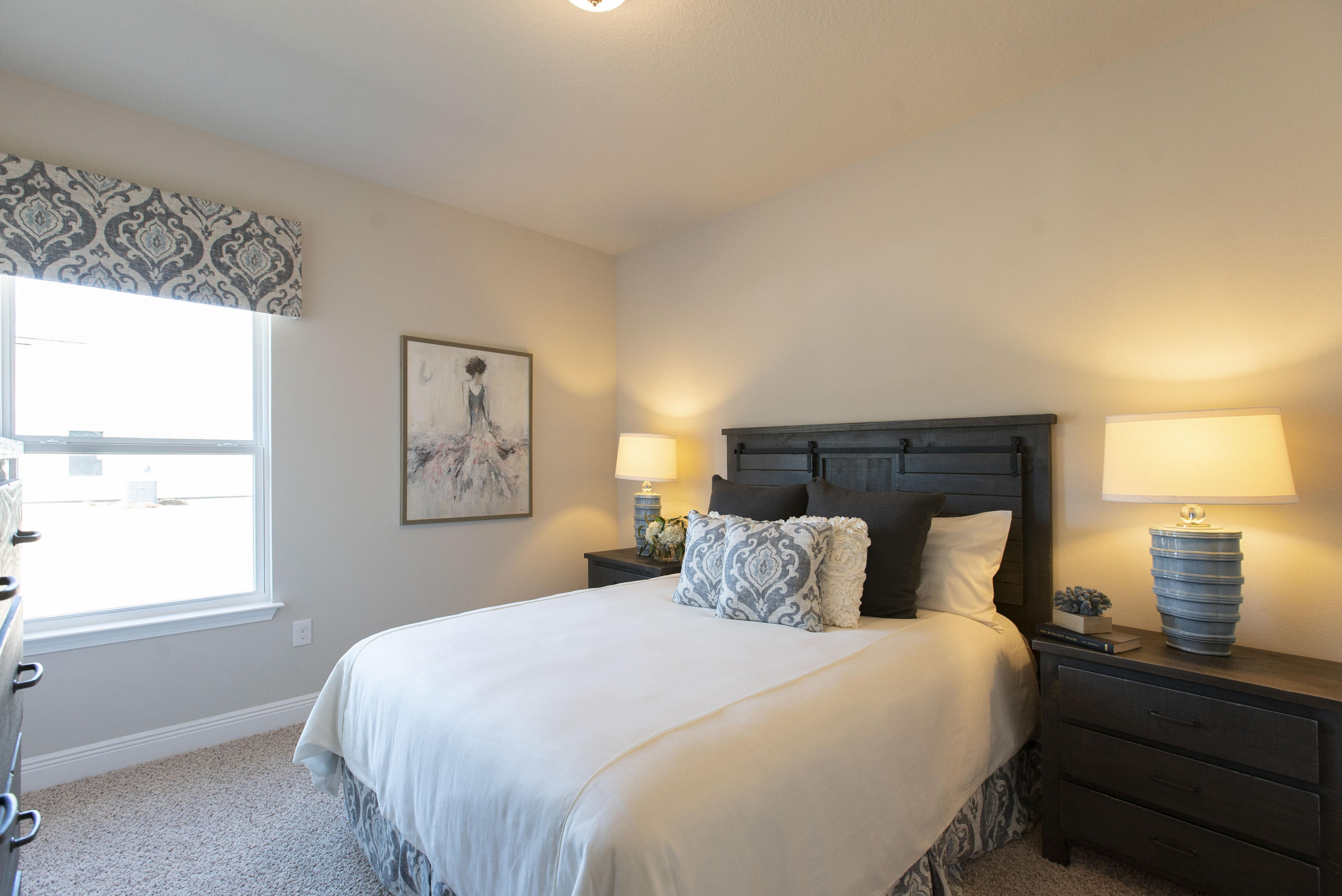 STONEGATE - Residential