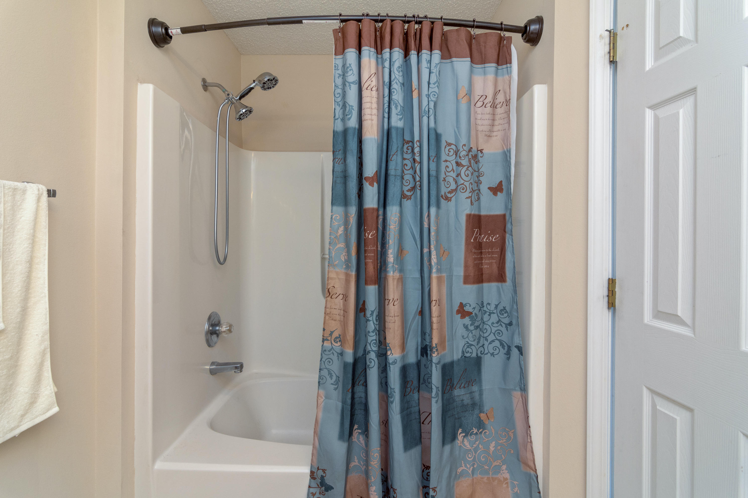 FAIRCHILD ESTATES - Residential