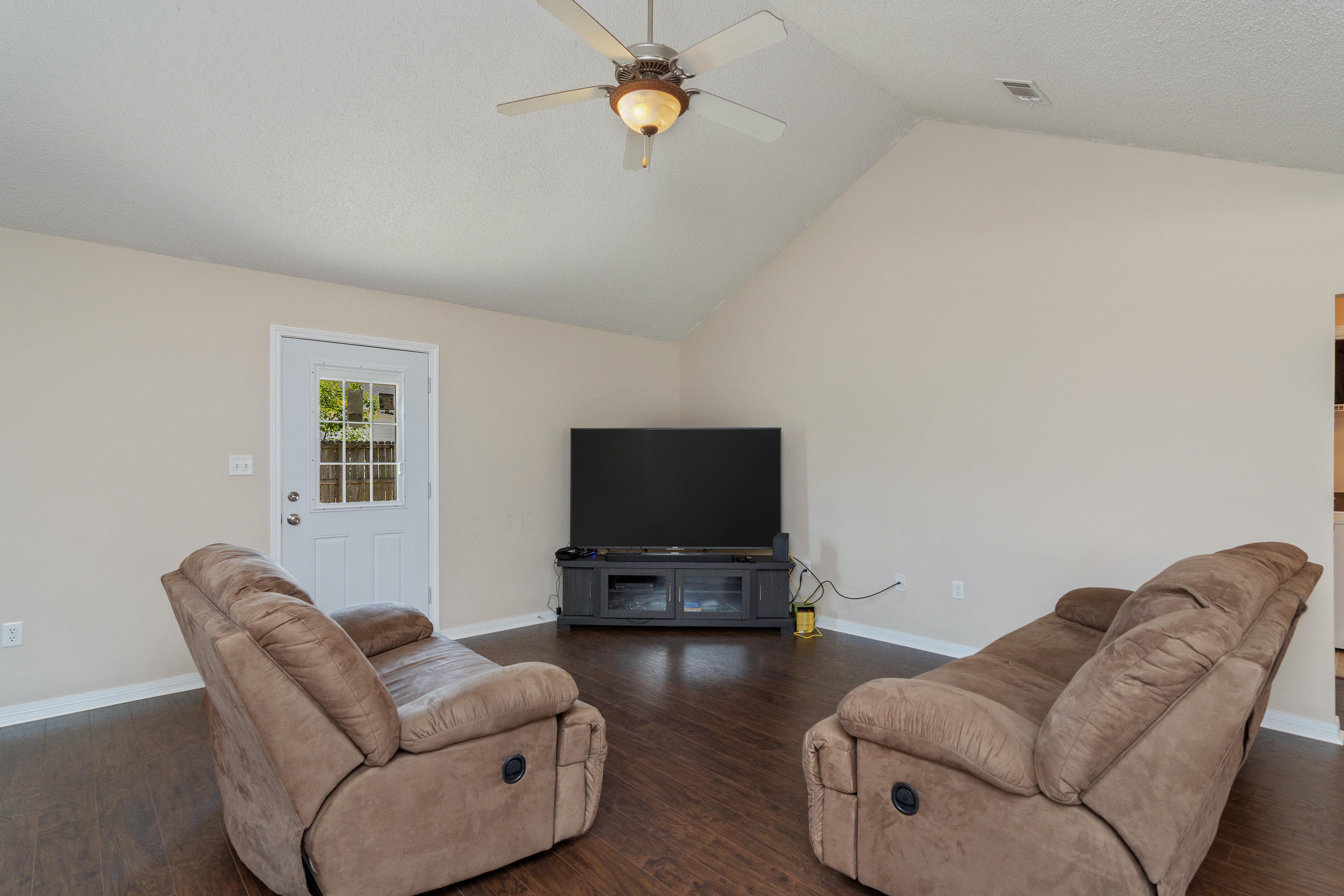 FAIRCHILD ESTATES - Residential