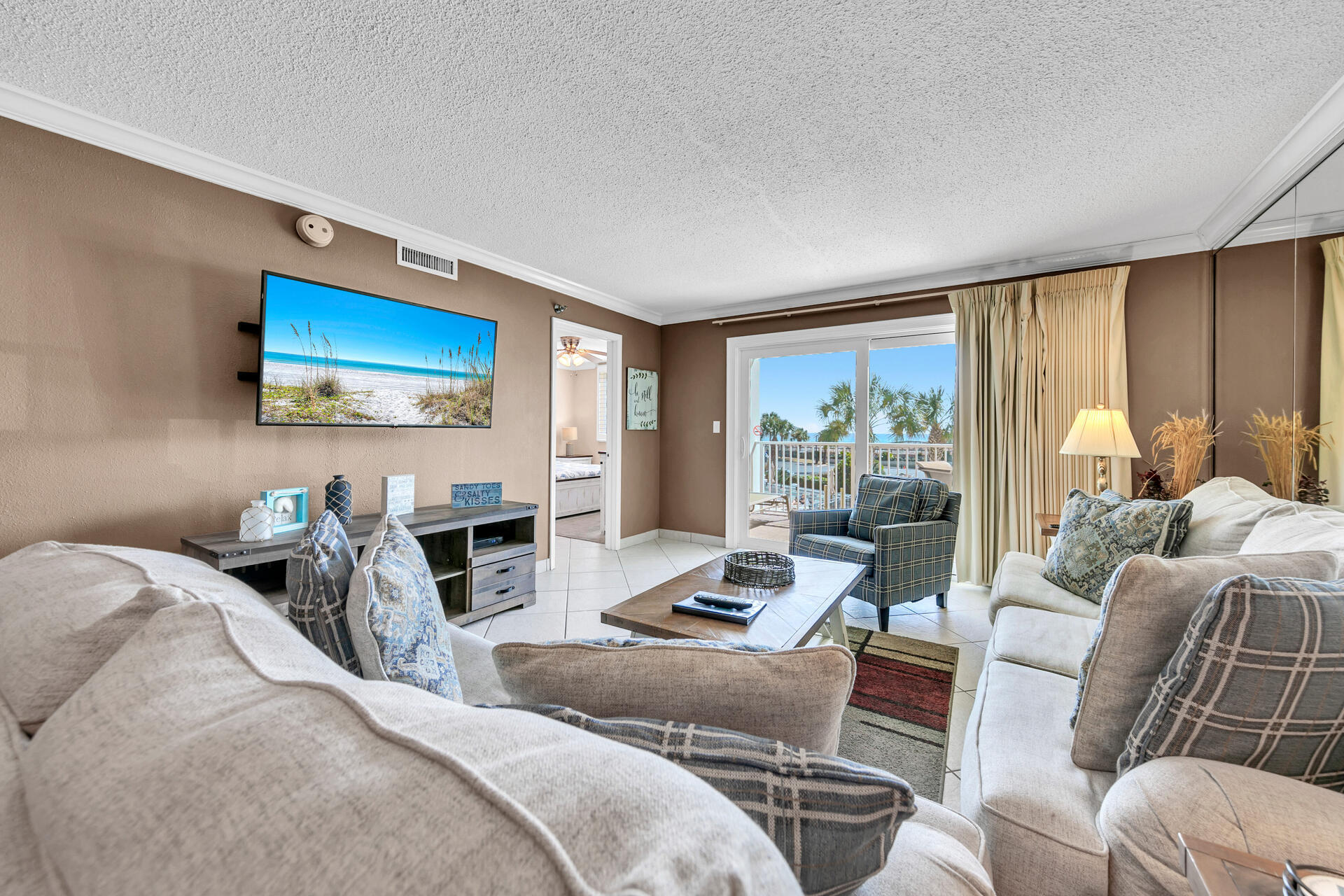 ISLANDER CONDO PH 2 - Residential