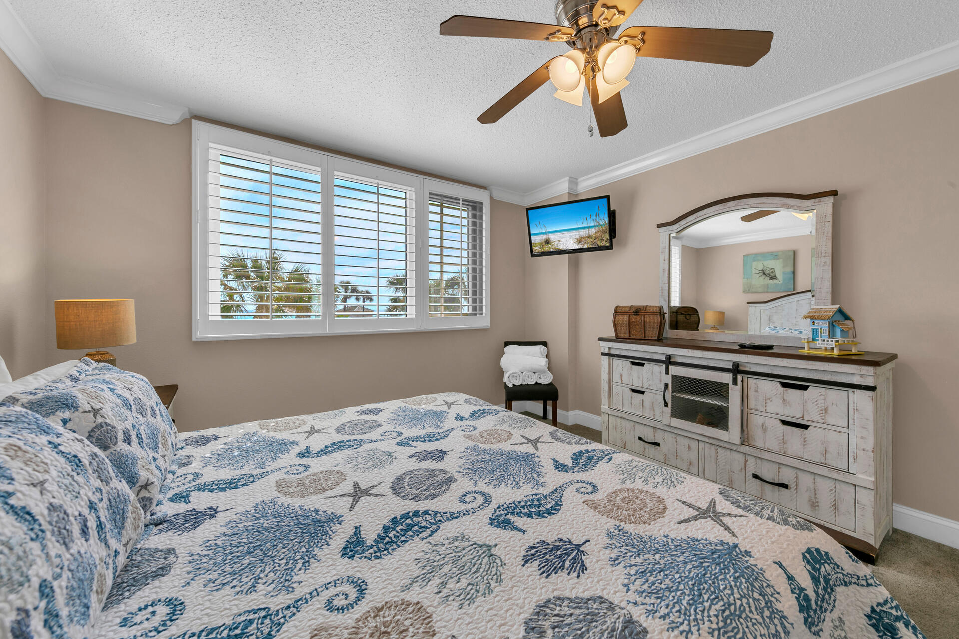 ISLANDER CONDO PH 2 - Residential