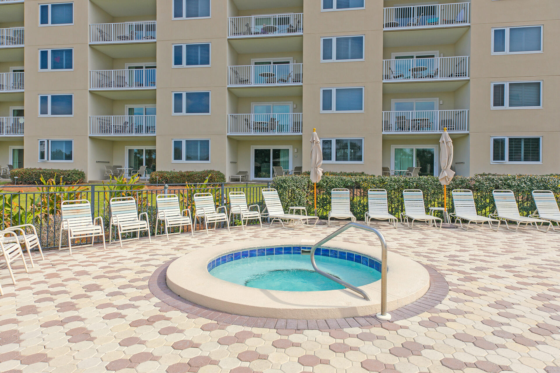 ISLANDER CONDO PH 2 - Residential