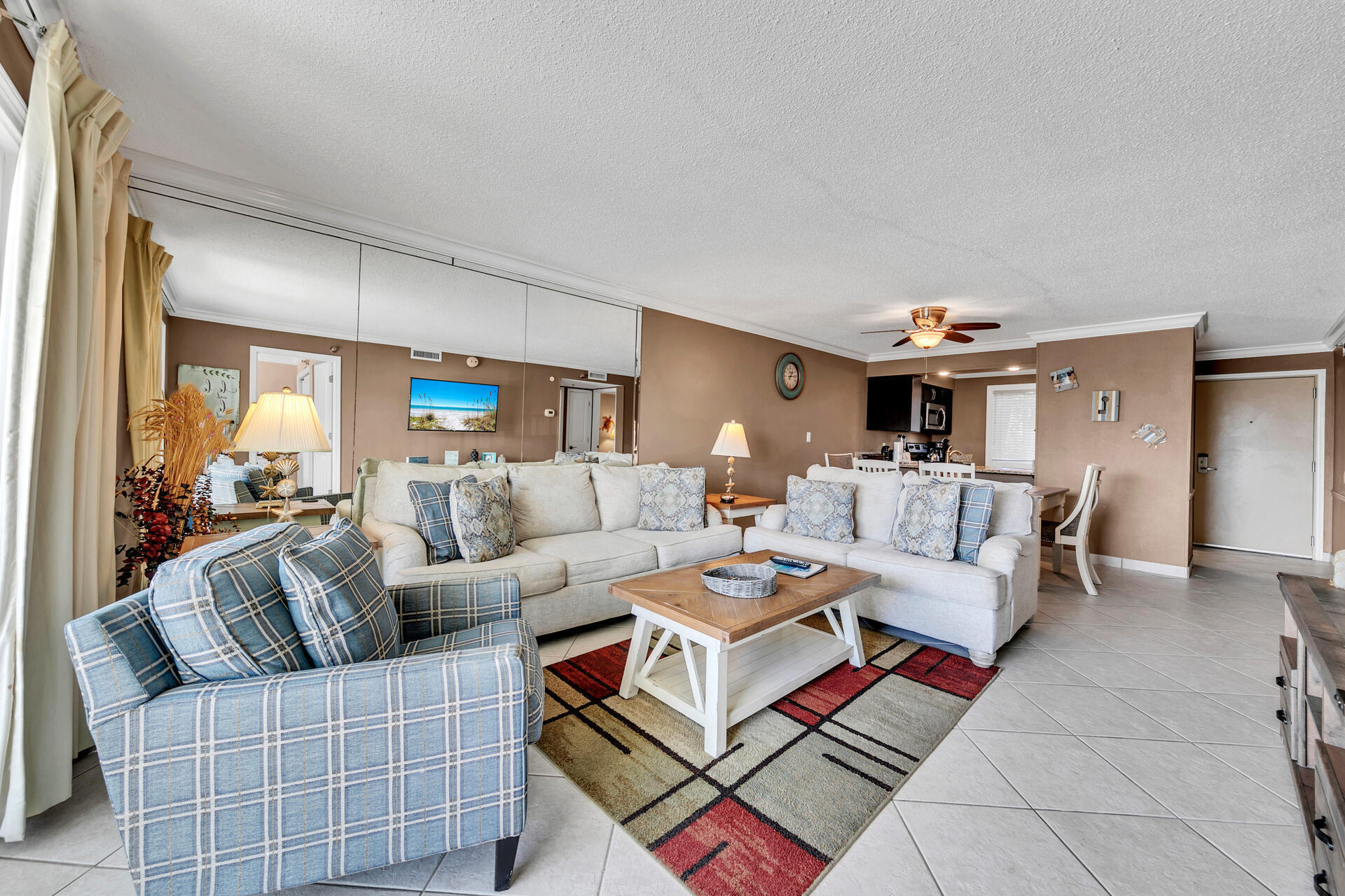 ISLANDER CONDO PH 2 - Residential
