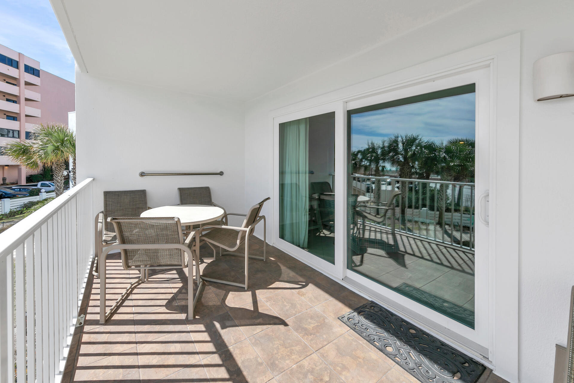 ISLANDER CONDO PH 2 - Residential
