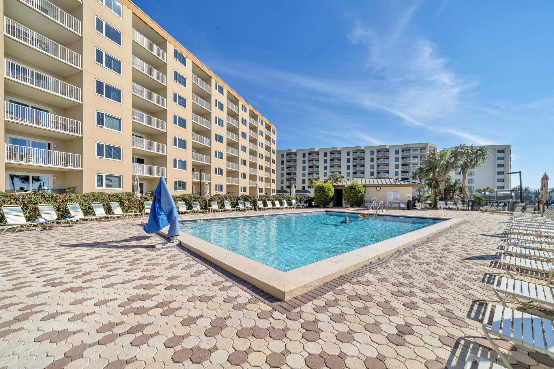 ISLANDER CONDO PH 2 - Residential